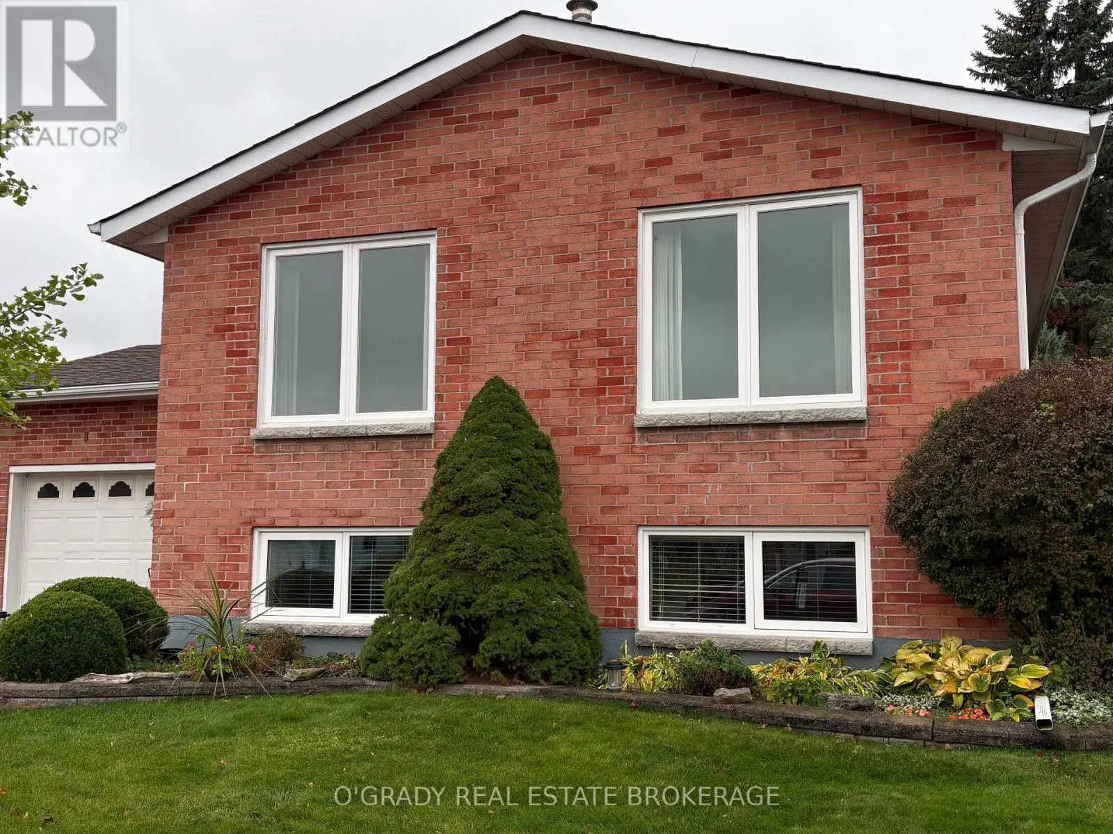 1442 WINDSOR DRIVE