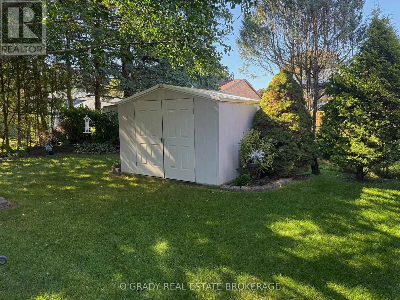 1442 WINDSOR DRIVE