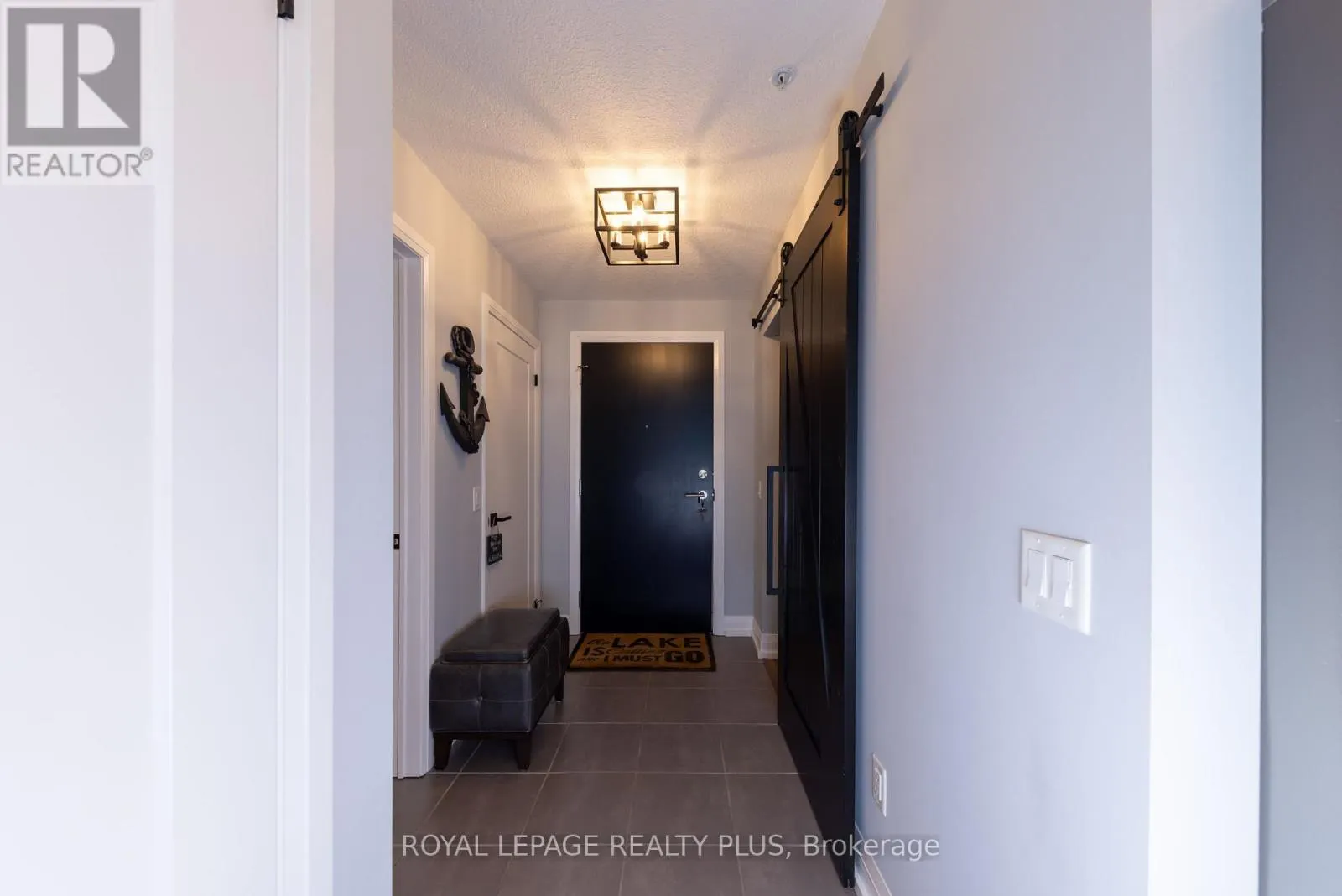 306 - 16 CONCORD PLACE
