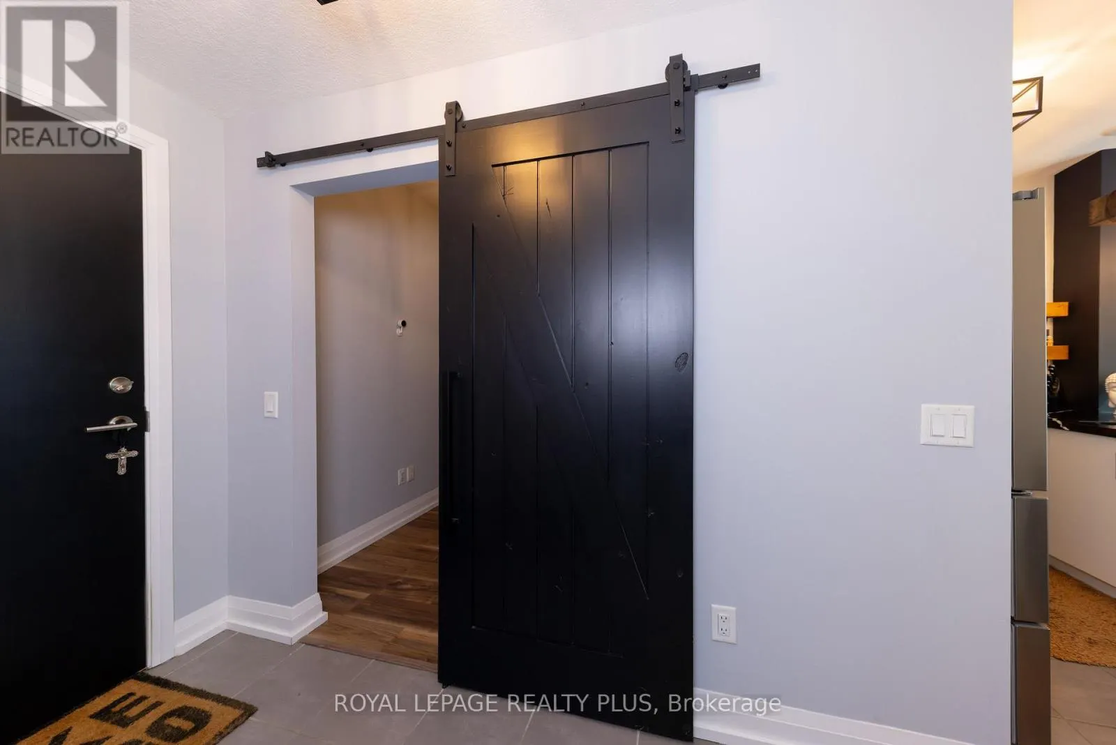 306 - 16 CONCORD PLACE