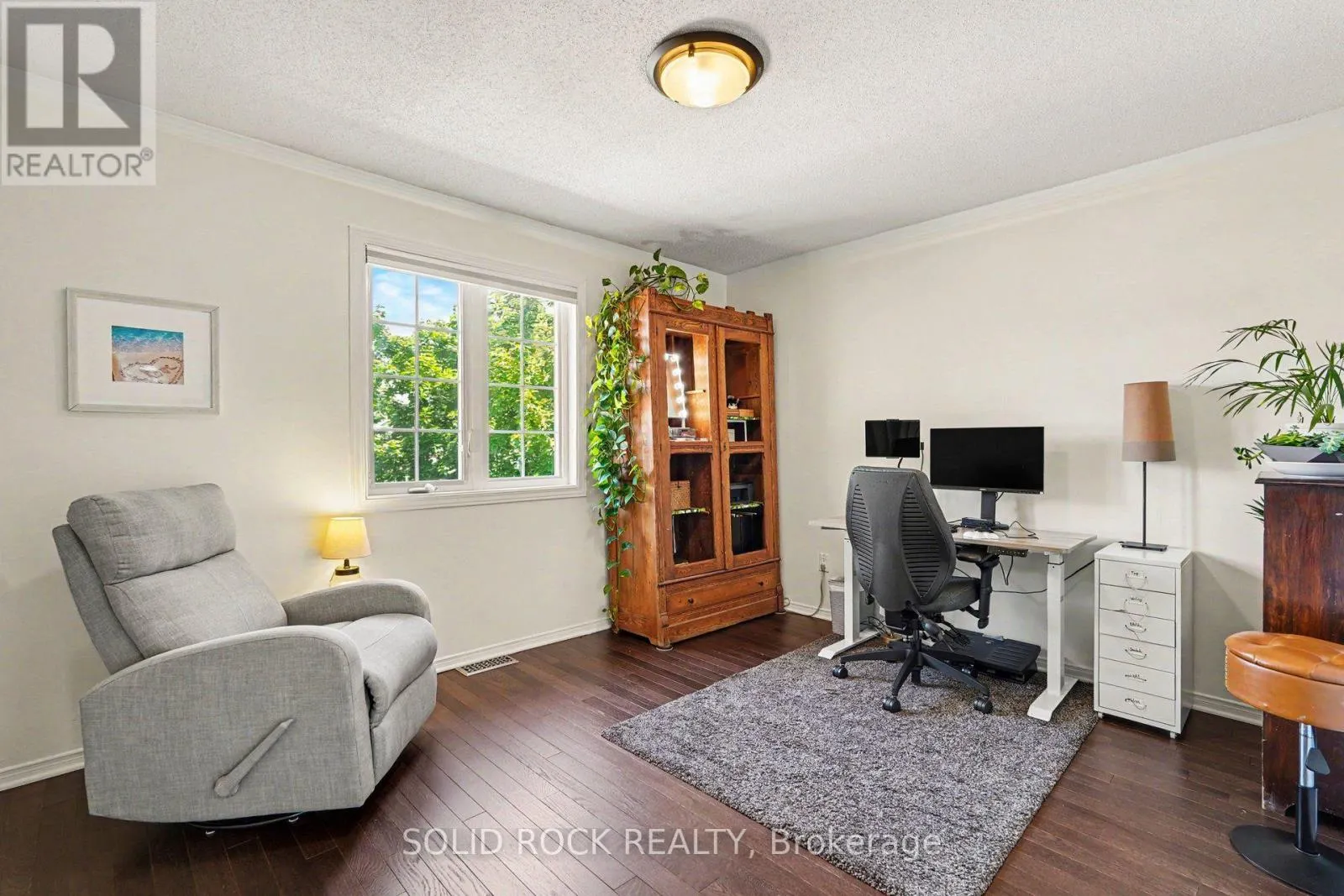 742 MERKLEY DRIVE