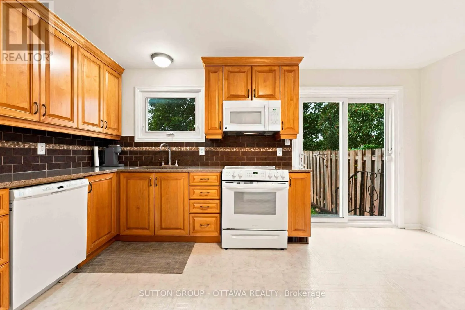 66 FIELDGATE DRIVE