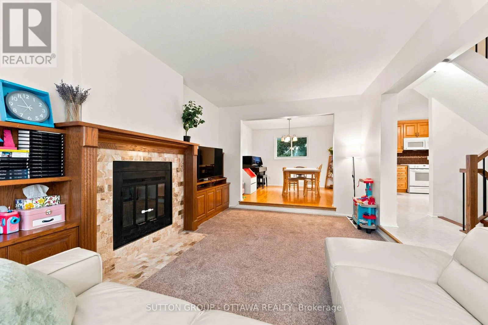 66 FIELDGATE DRIVE