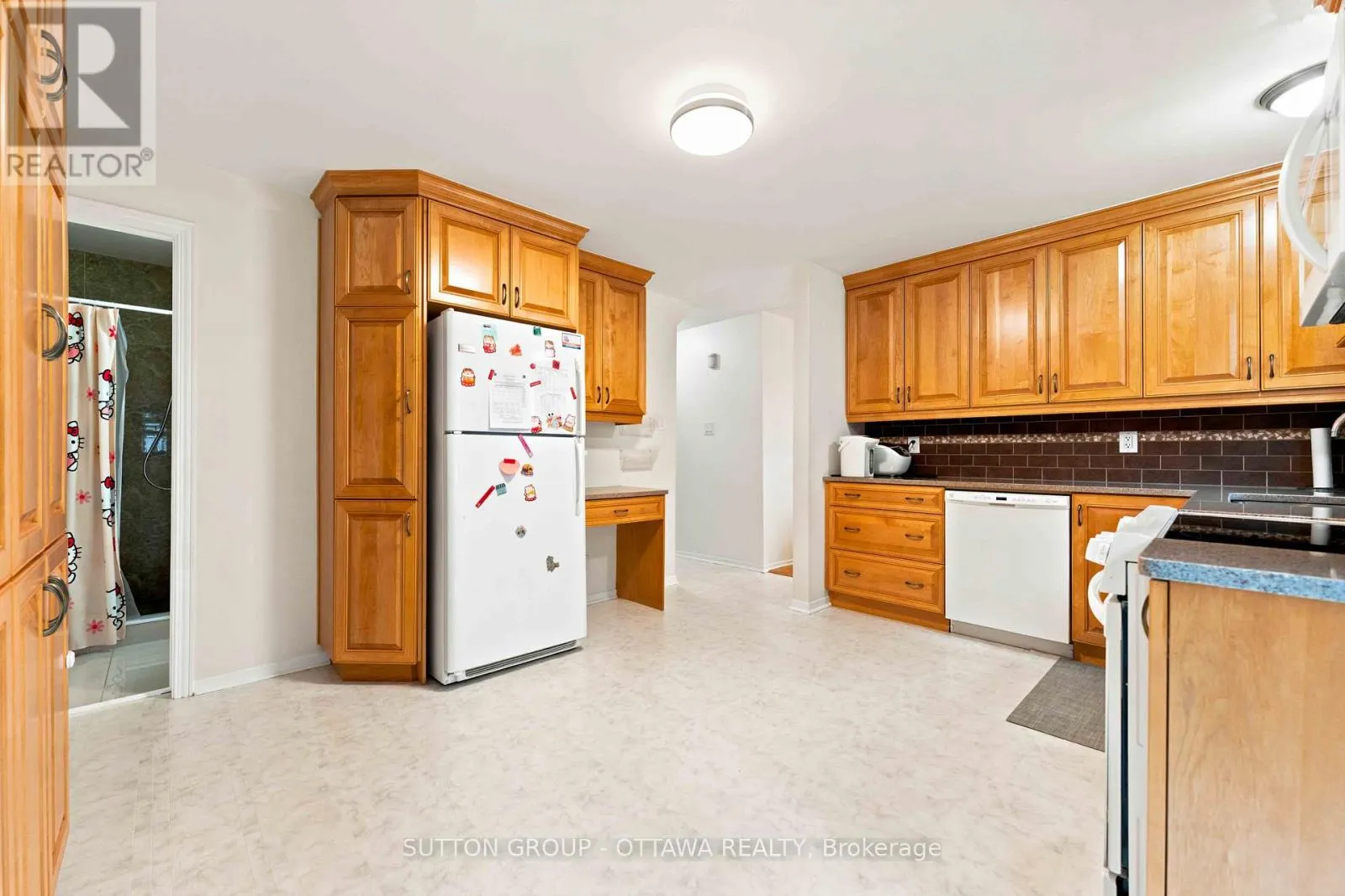 66 FIELDGATE DRIVE