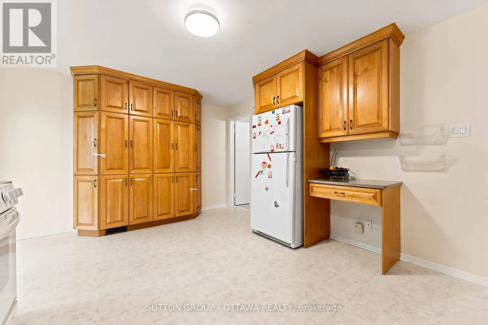 66 FIELDGATE DRIVE