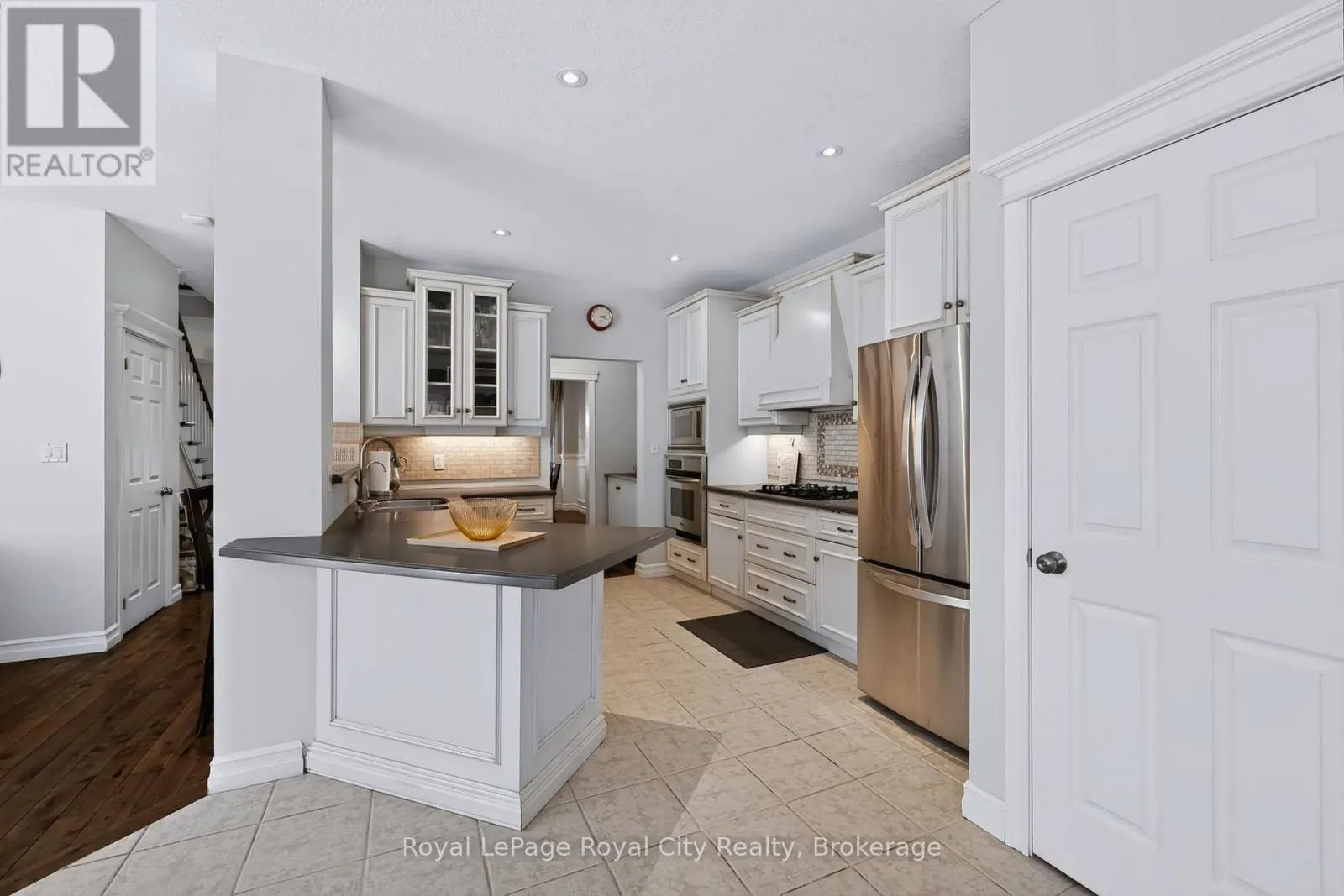 305 RIDGE ROAD