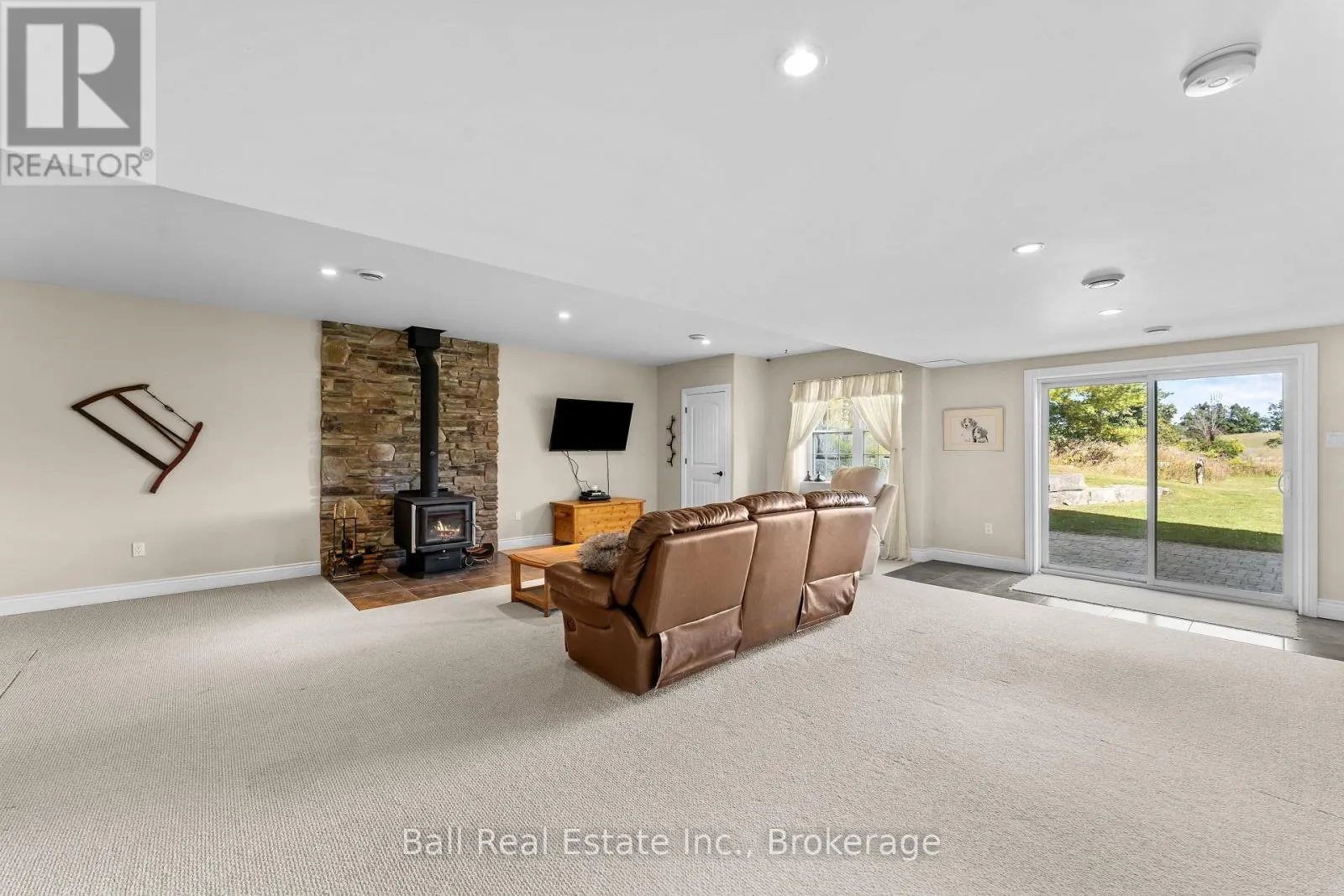 382 LAKEHURST CIRCLE ROAD