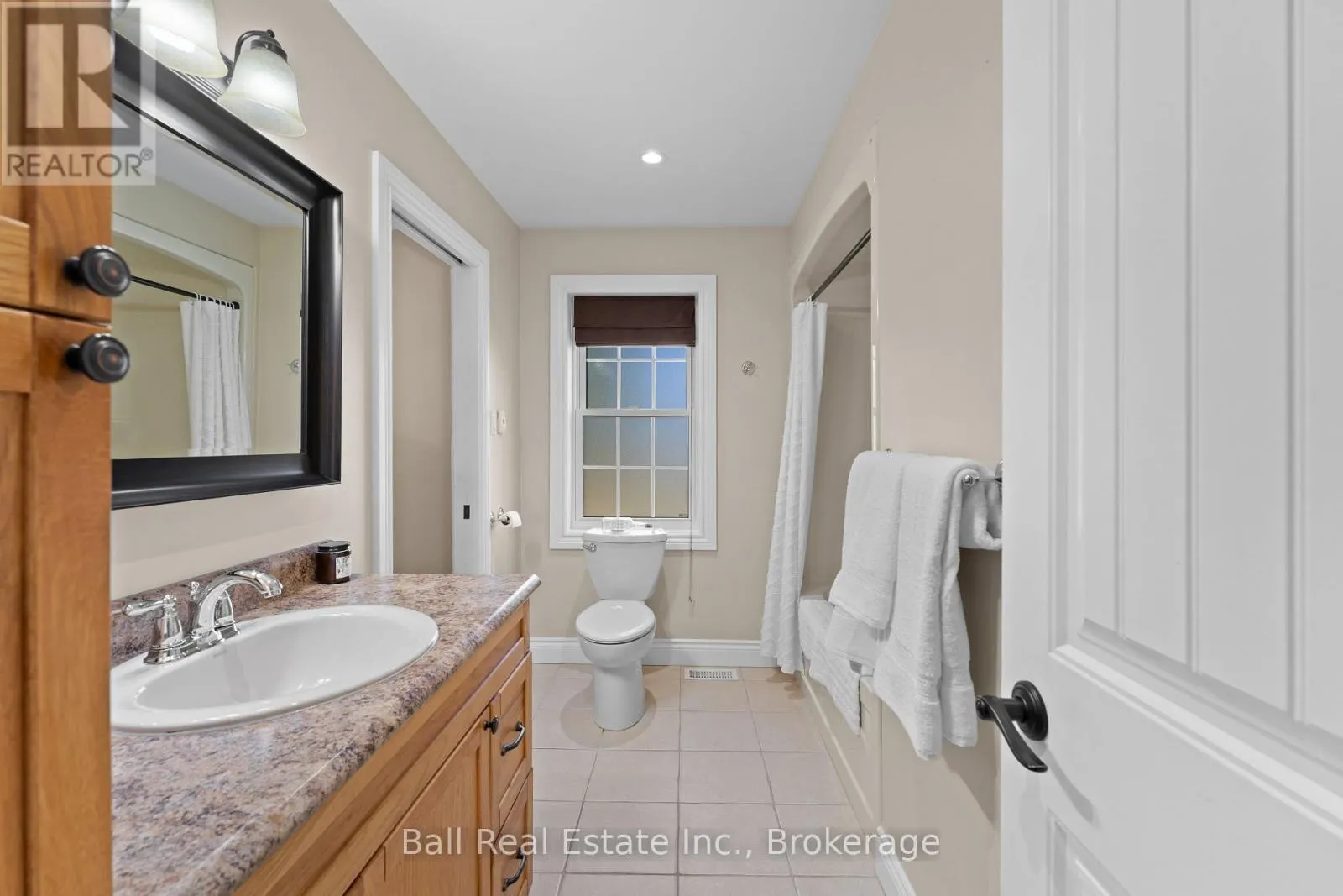 382 LAKEHURST CIRCLE ROAD