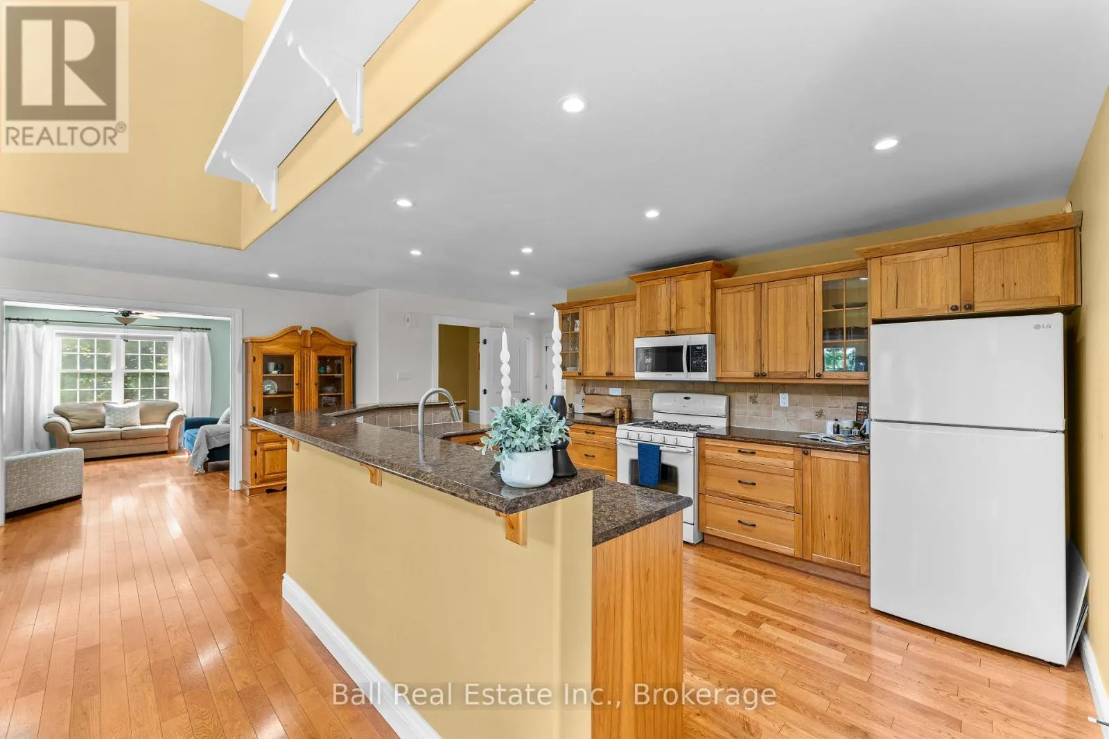 382 LAKEHURST CIRCLE ROAD