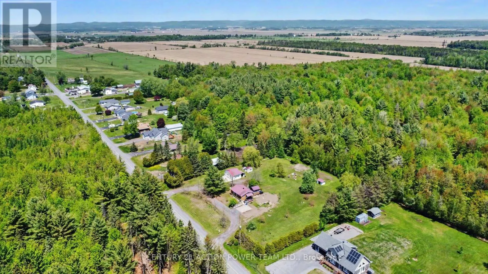 579 MONTEE LAJEUNESSE ROAD