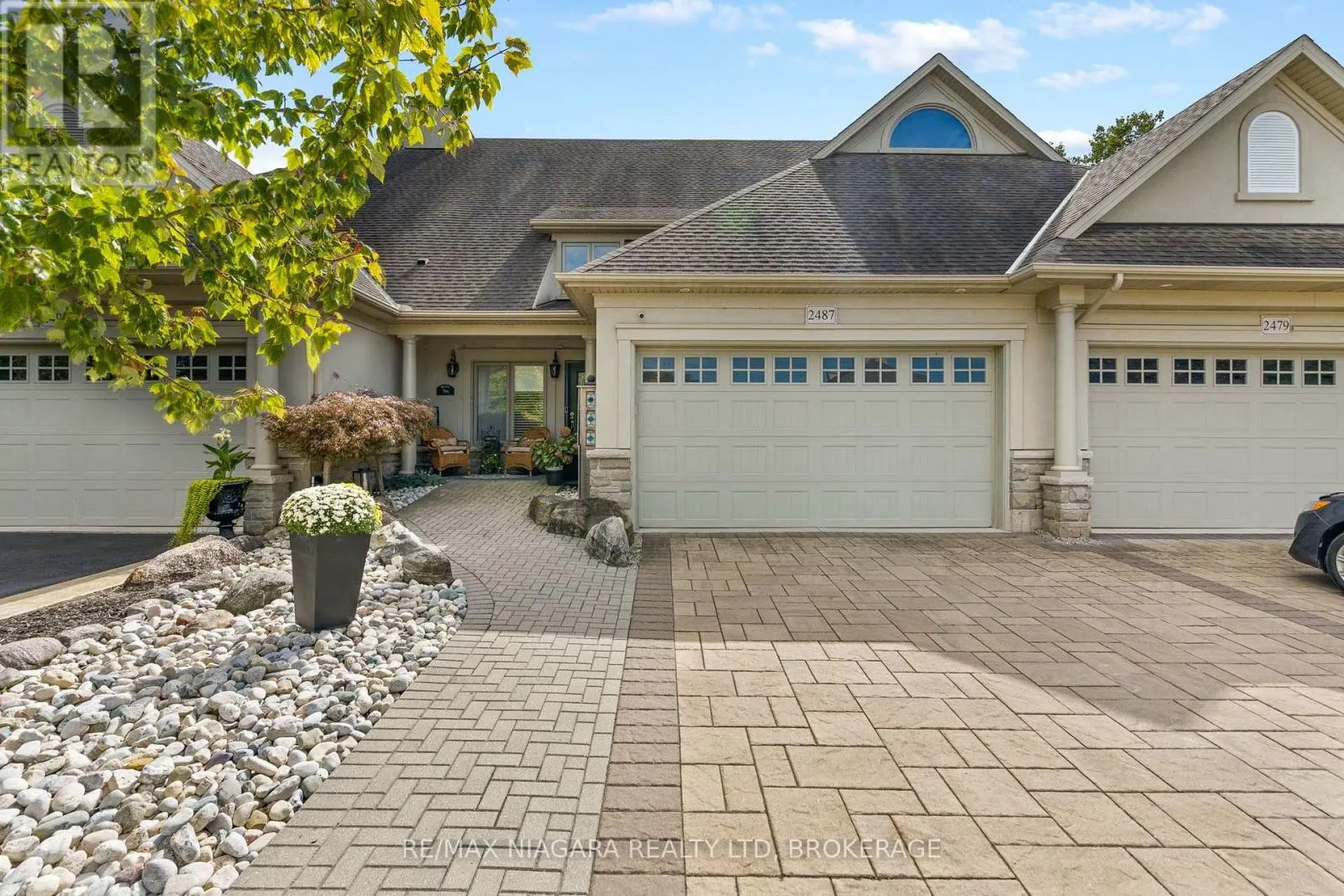 2487 WALKER COURT