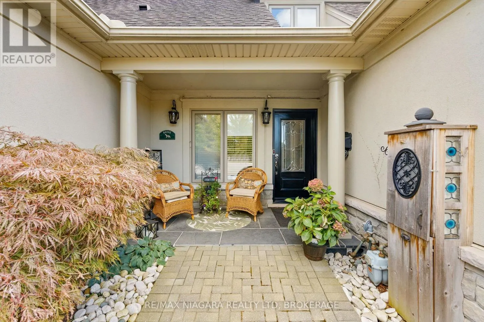 2487 WALKER COURT