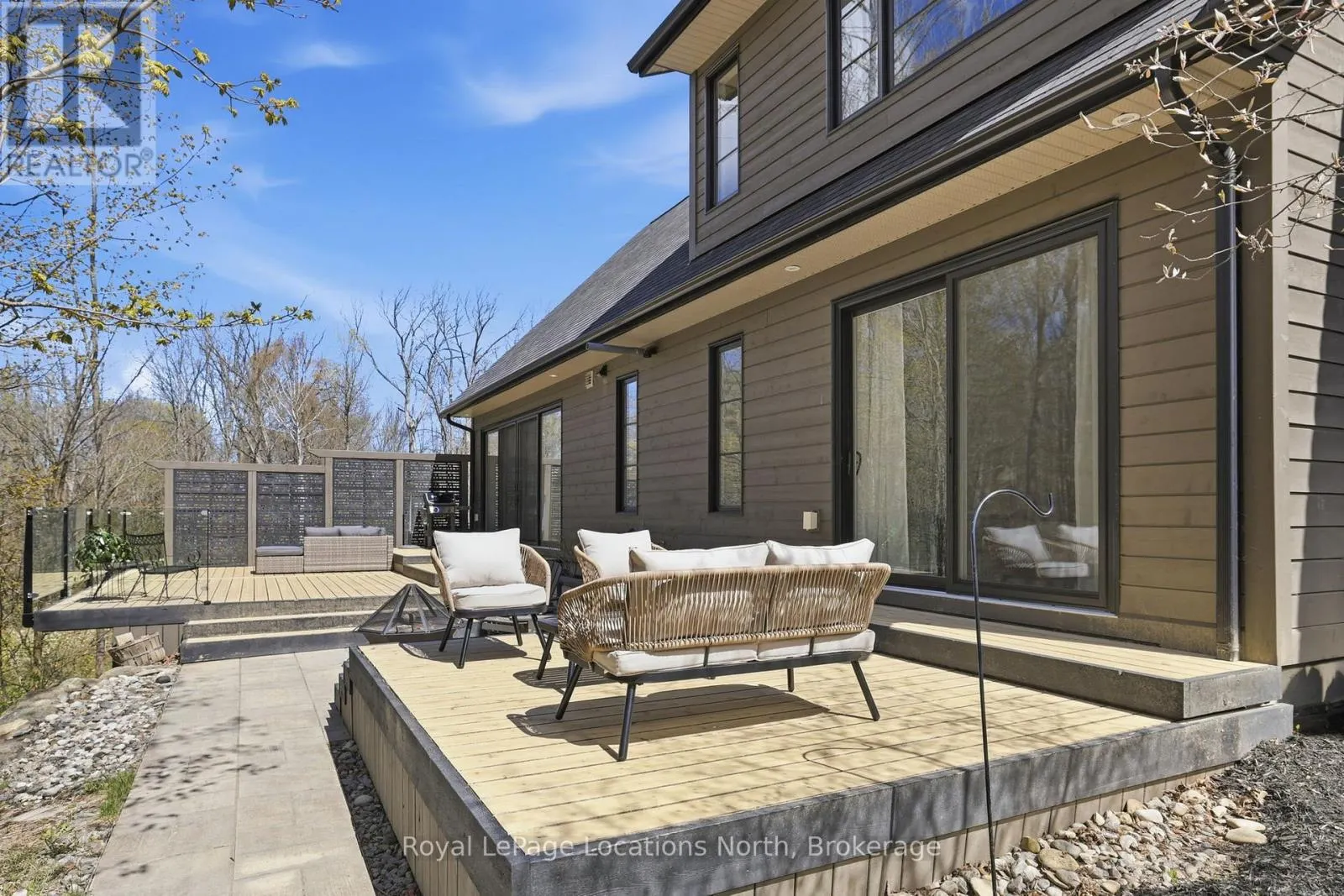 66 GORDON CRESCENT