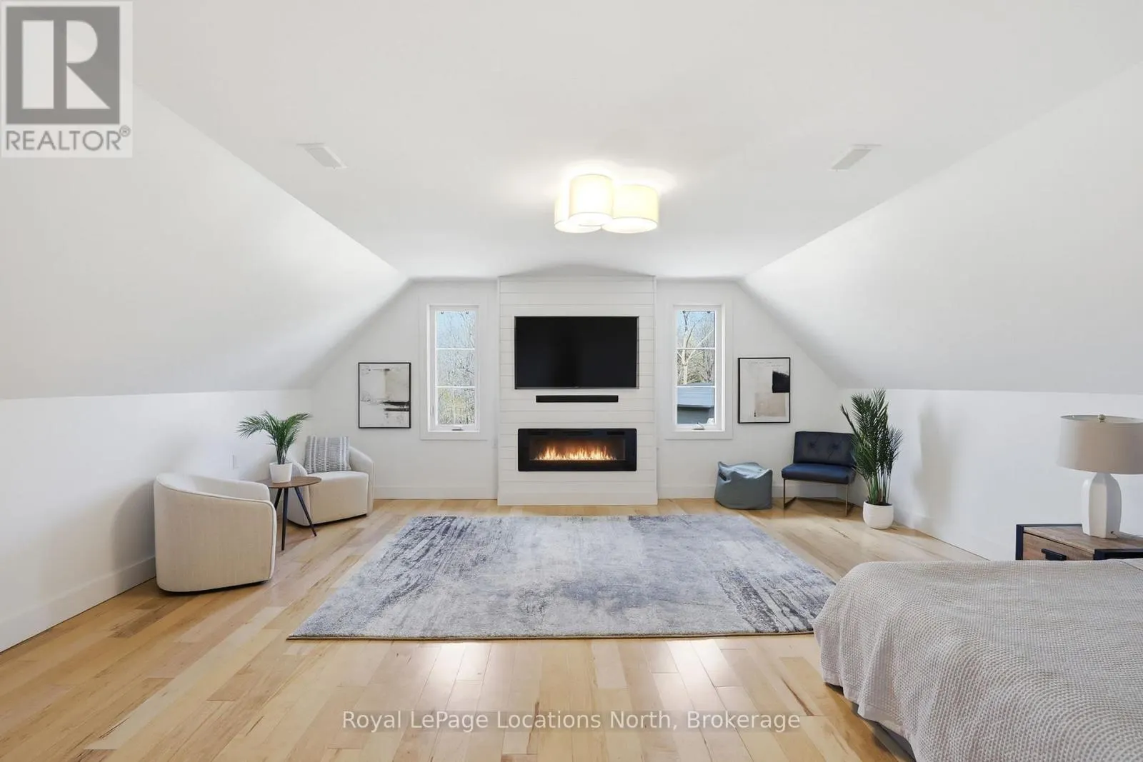 66 GORDON CRESCENT