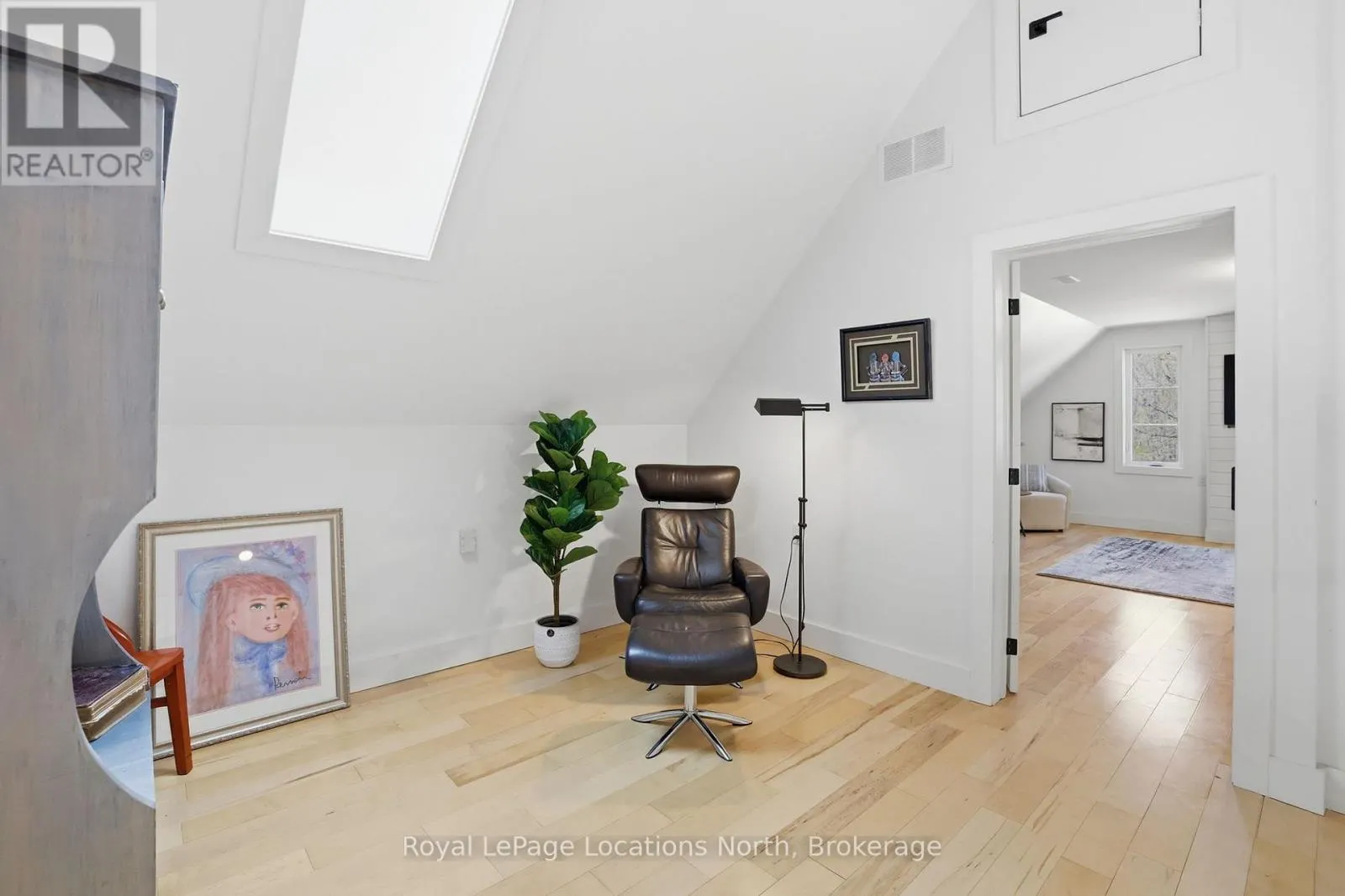 66 GORDON CRESCENT