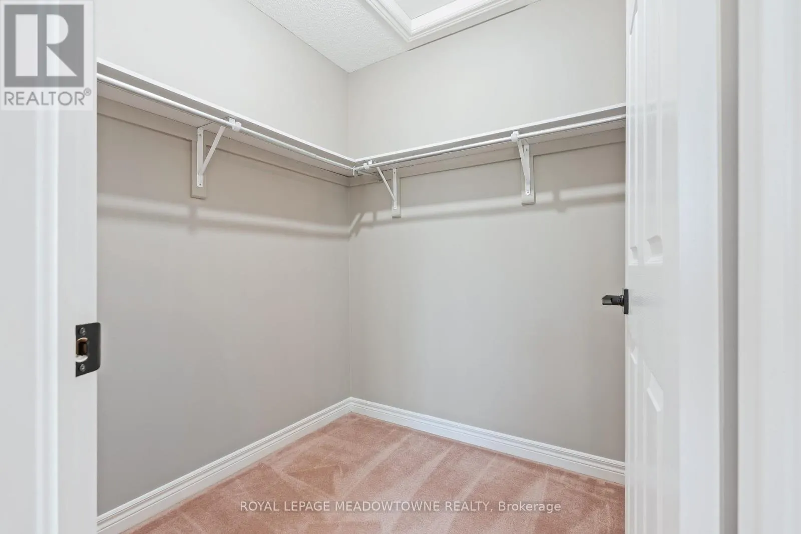19 MCCULLOGH DRIVE