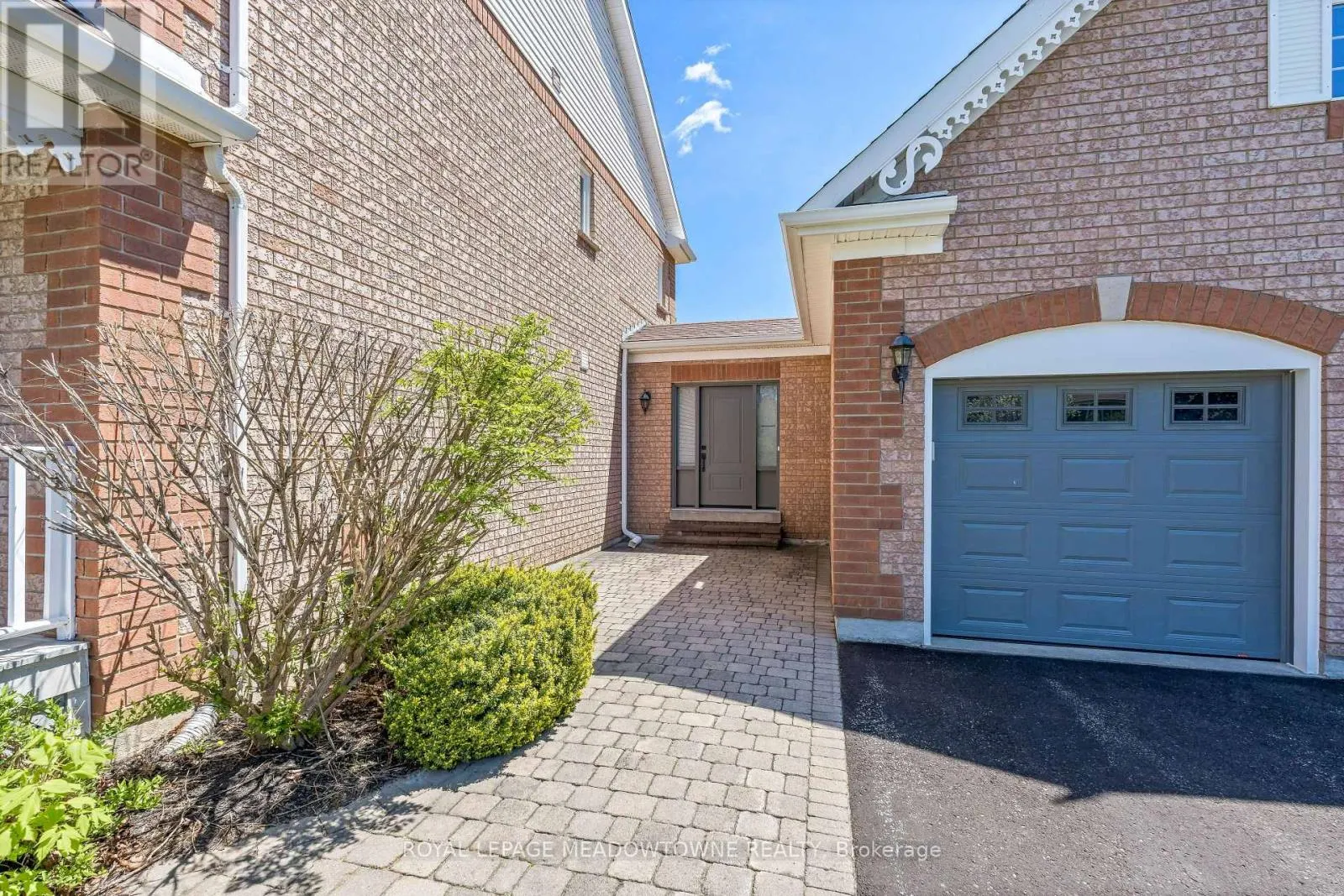 19 MCCULLOGH DRIVE