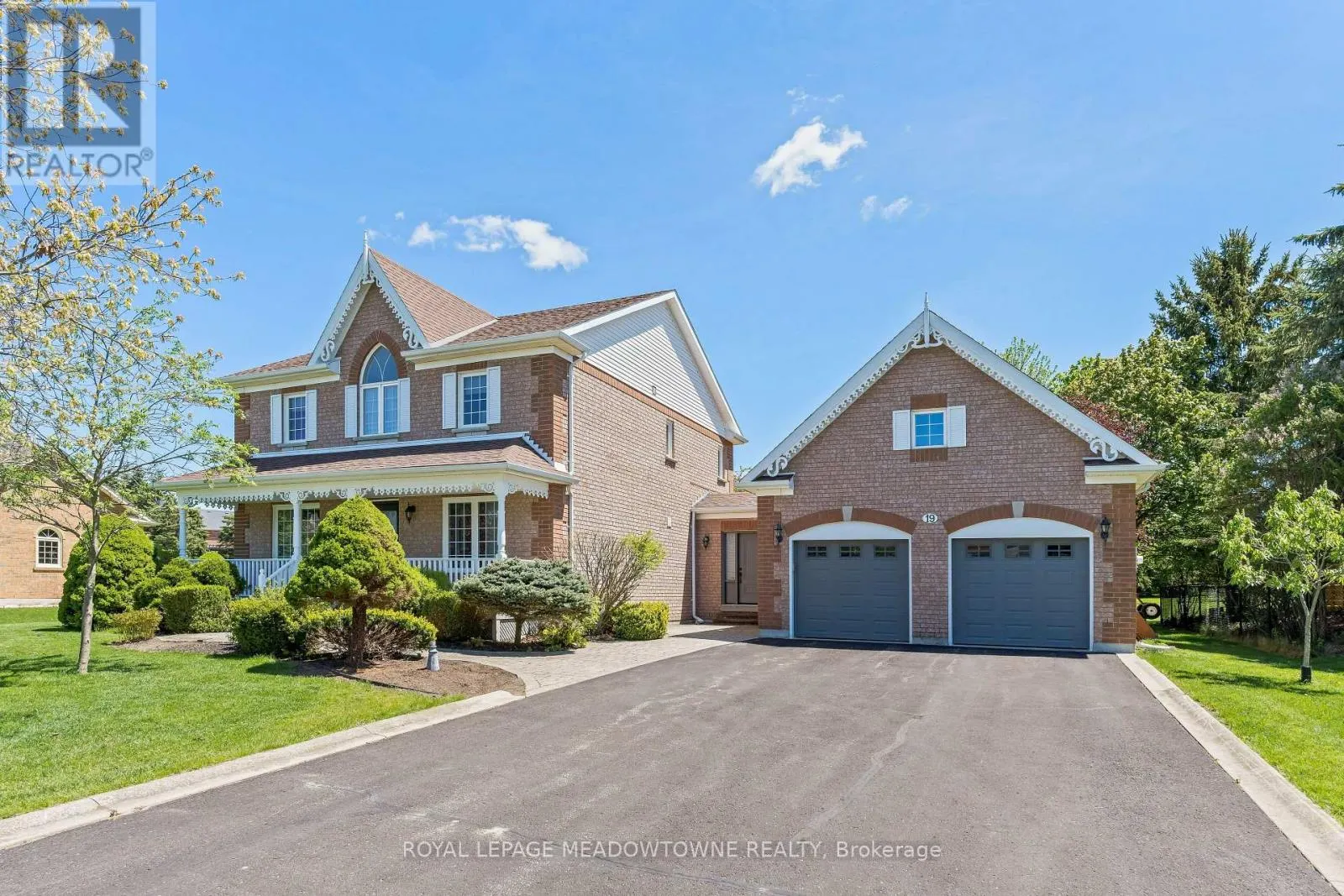 19 MCCULLOGH DRIVE