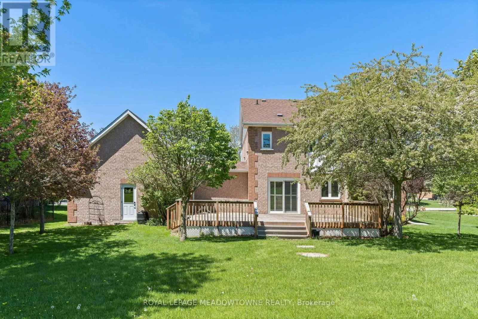 19 MCCULLOGH DRIVE