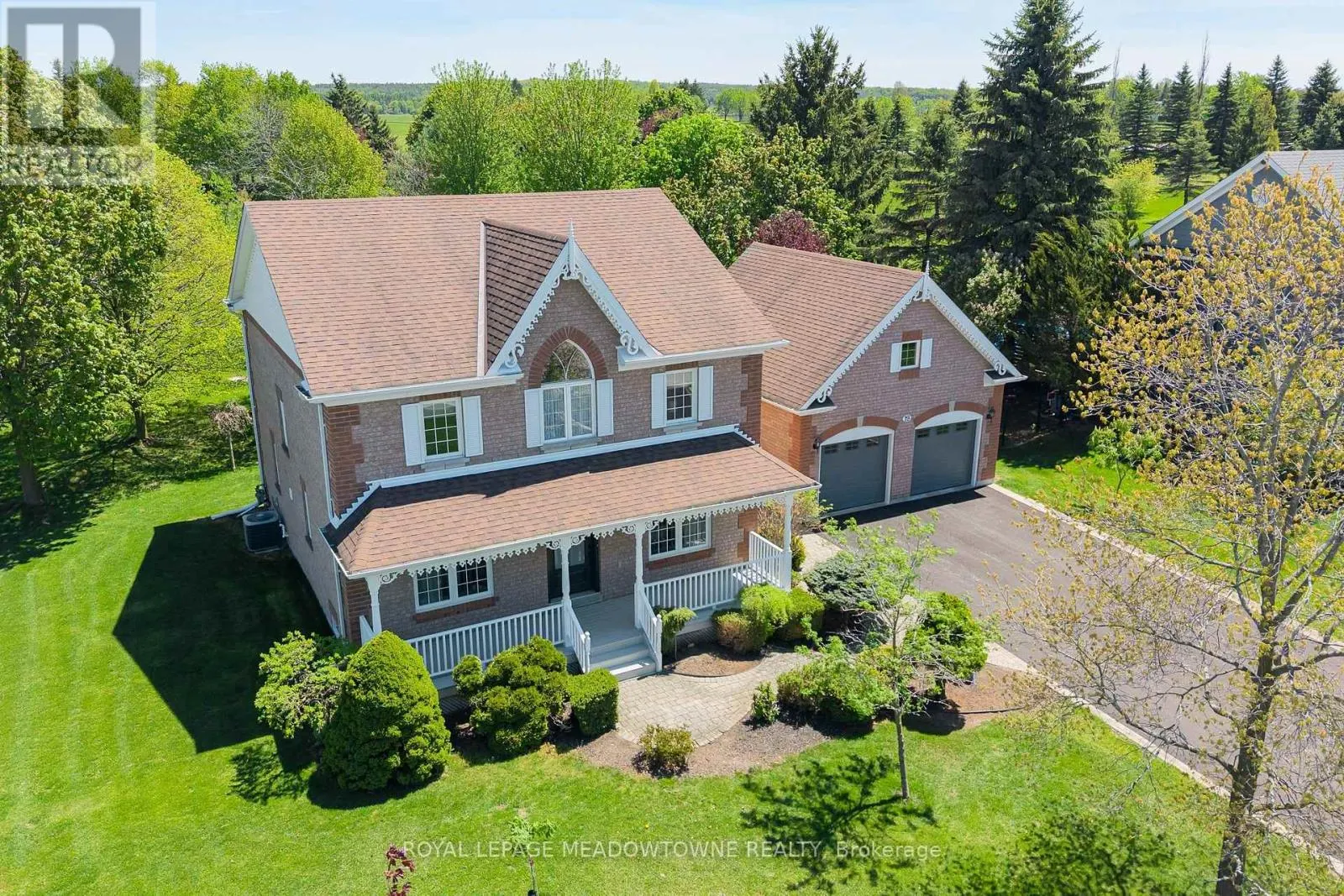 19 MCCULLOGH DRIVE