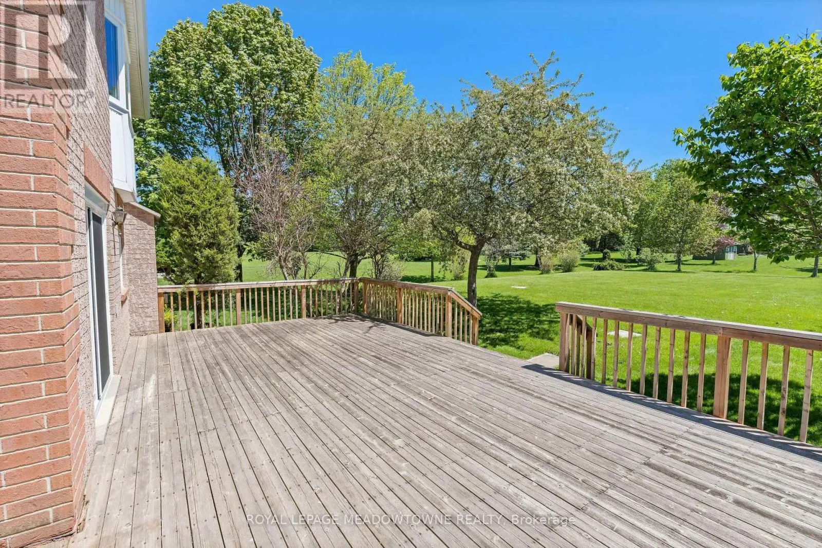 19 MCCULLOGH DRIVE