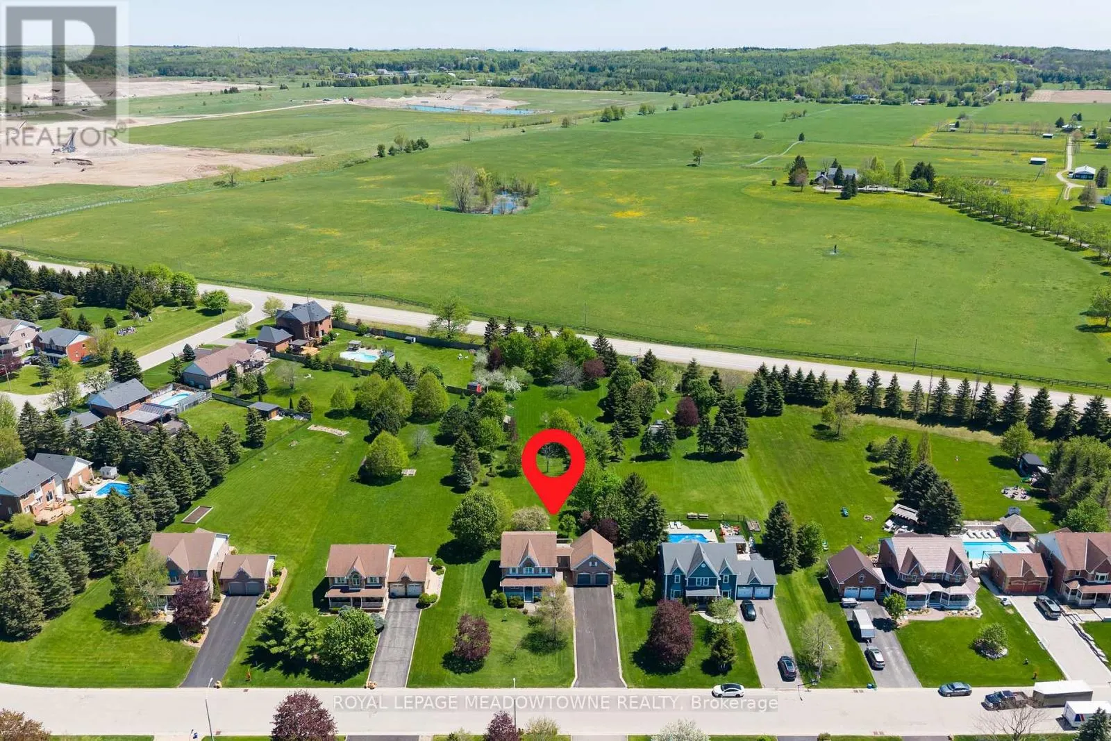 19 MCCULLOGH DRIVE