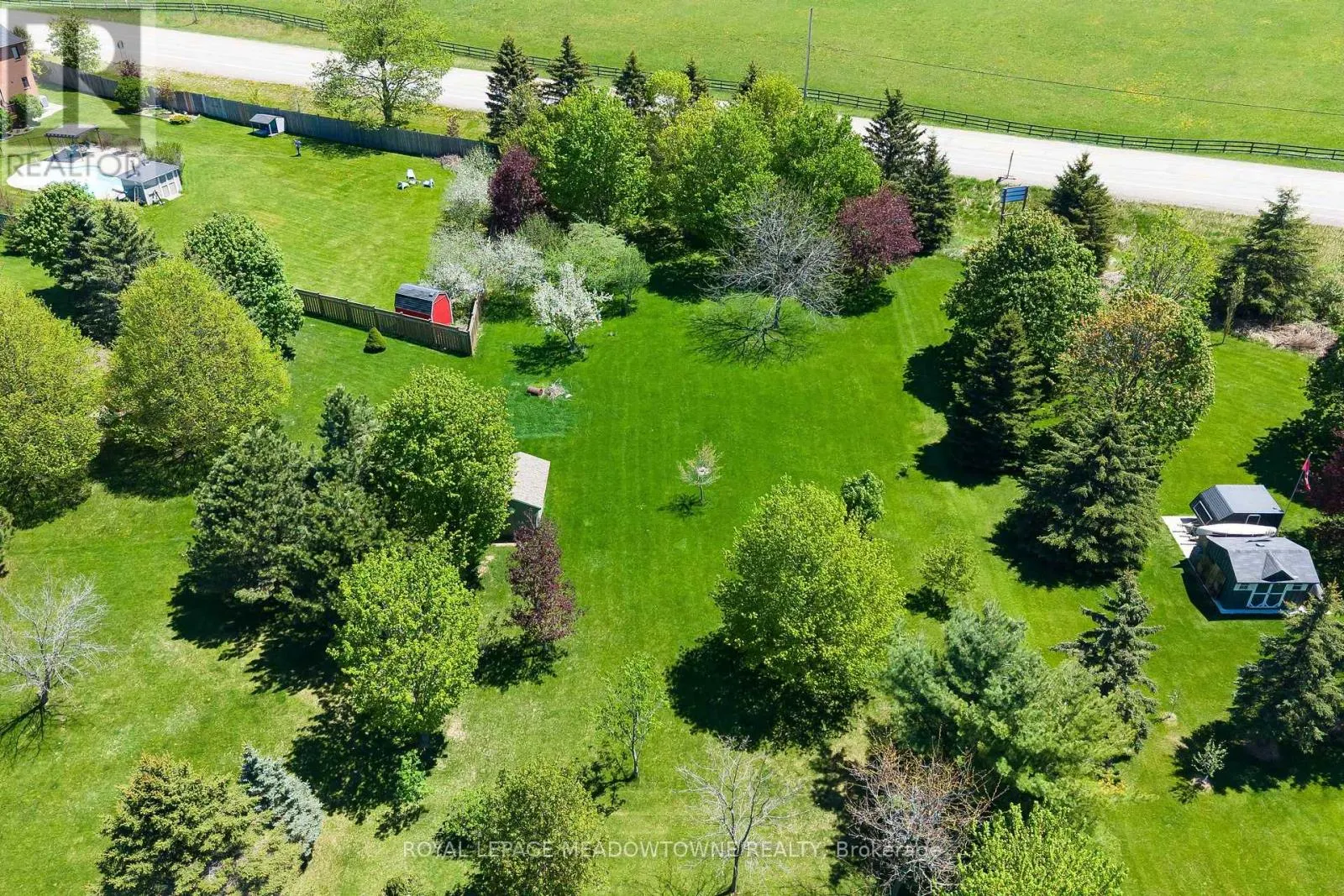 19 MCCULLOGH DRIVE