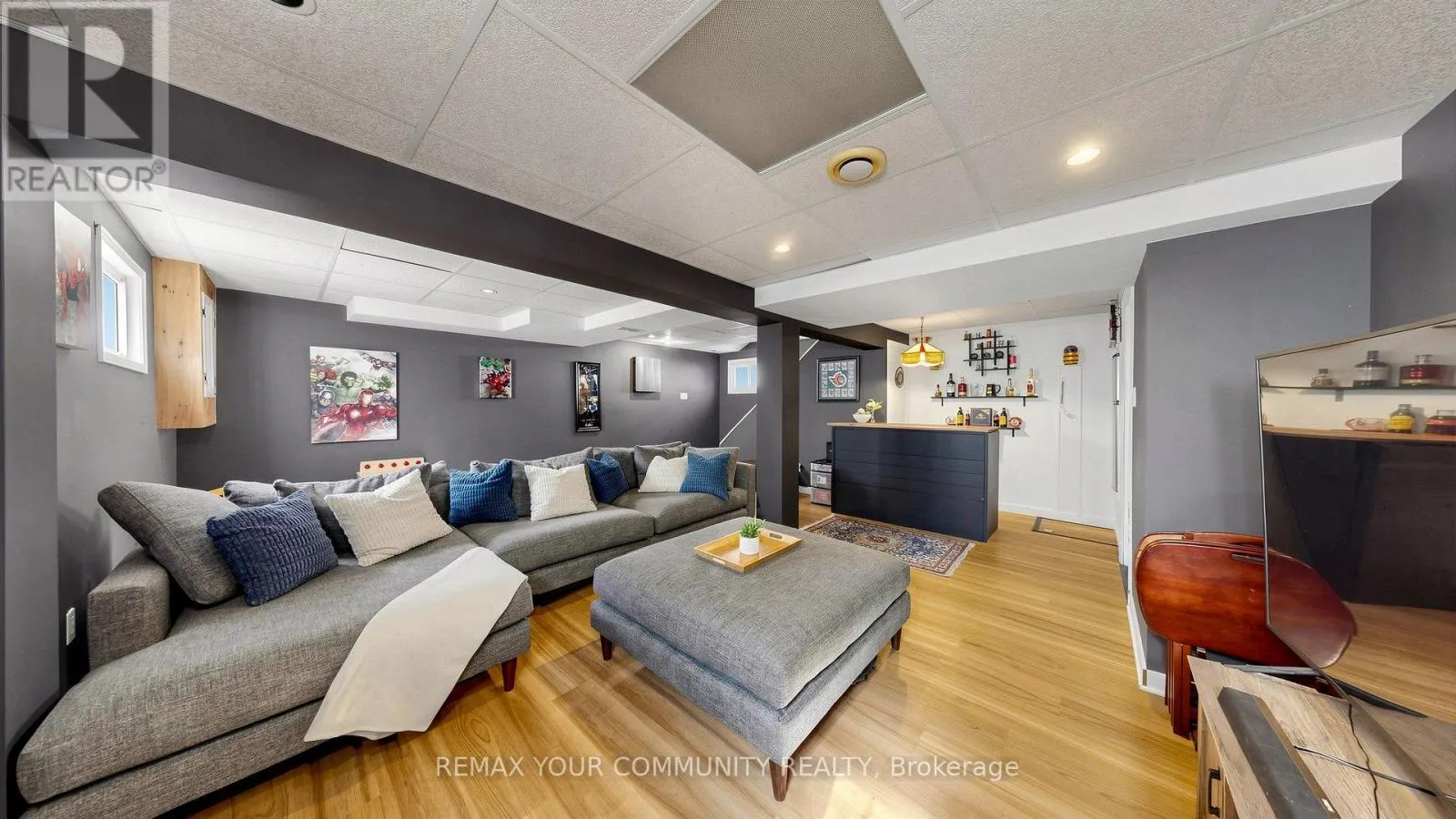 675 LUNDYS LANE