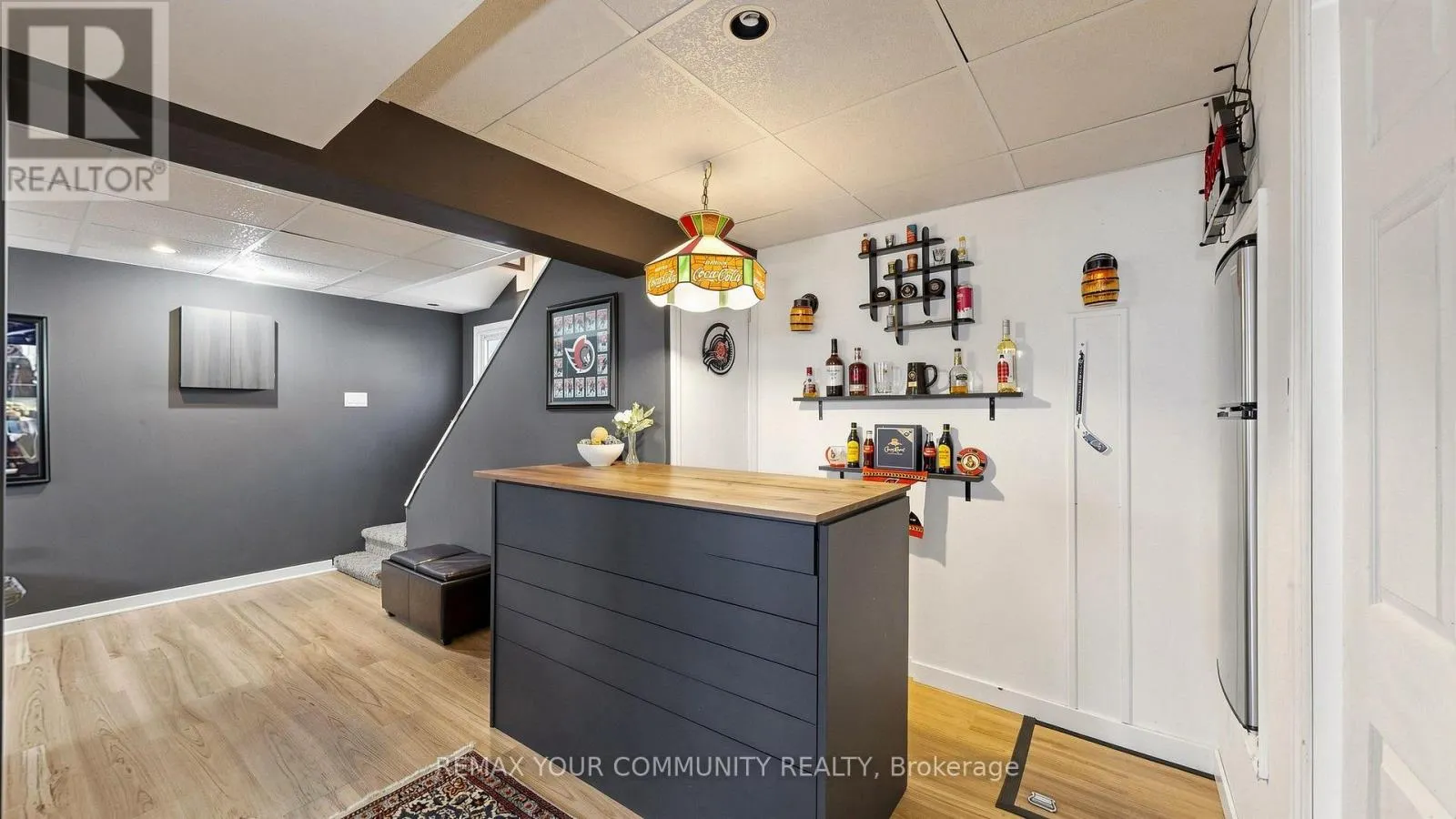 675 LUNDYS LANE
