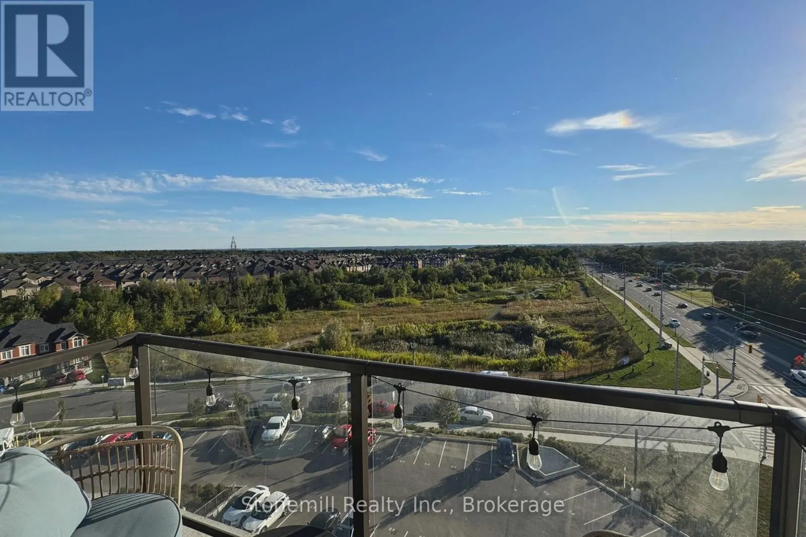 701 - 450 DUNDAS STREET E #701