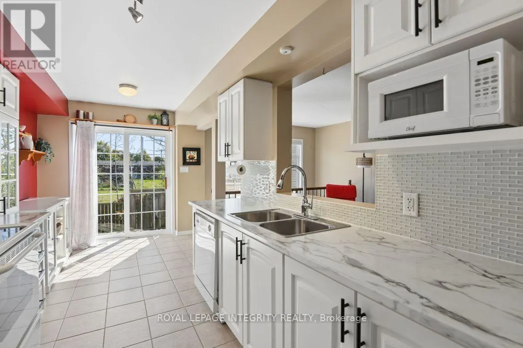 416 WISTERIA CRESCENT