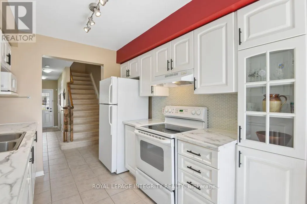 416 WISTERIA CRESCENT