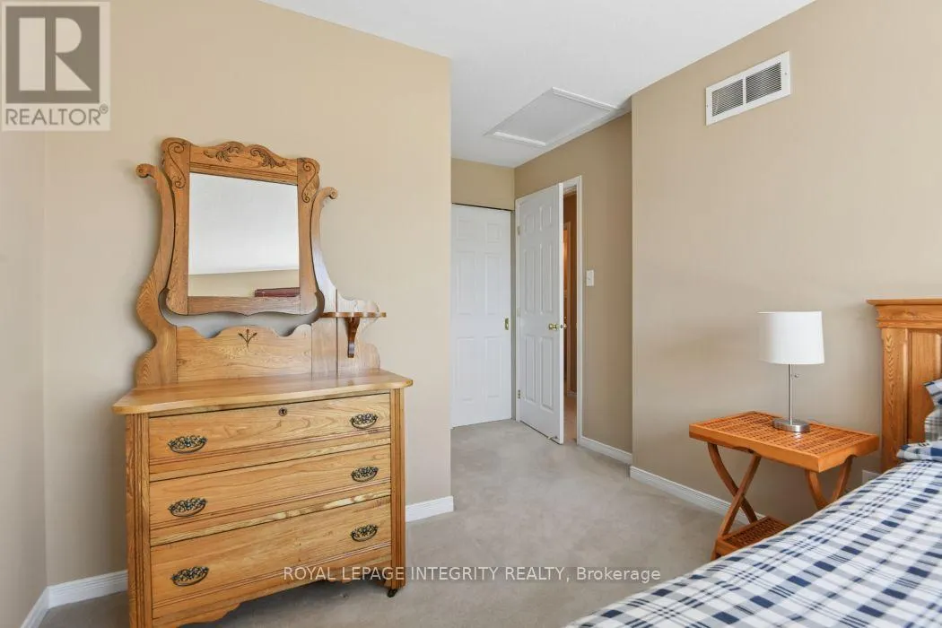 416 WISTERIA CRESCENT