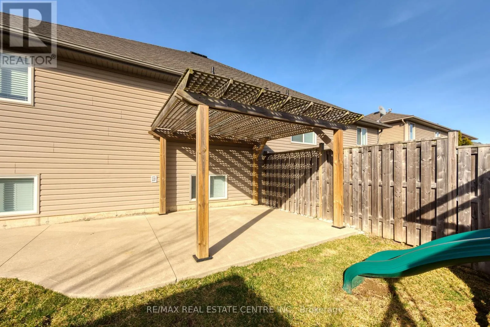 143 ANASTASIA BOULEVARD