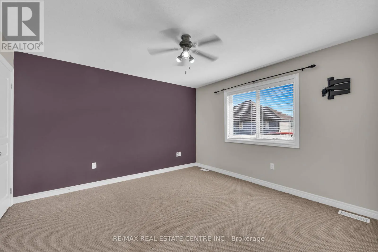 143 ANASTASIA BOULEVARD