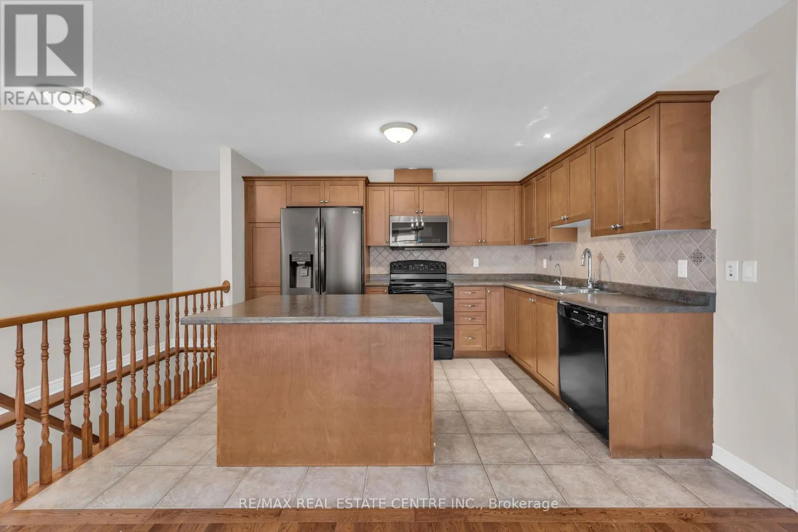 143 ANASTASIA BOULEVARD