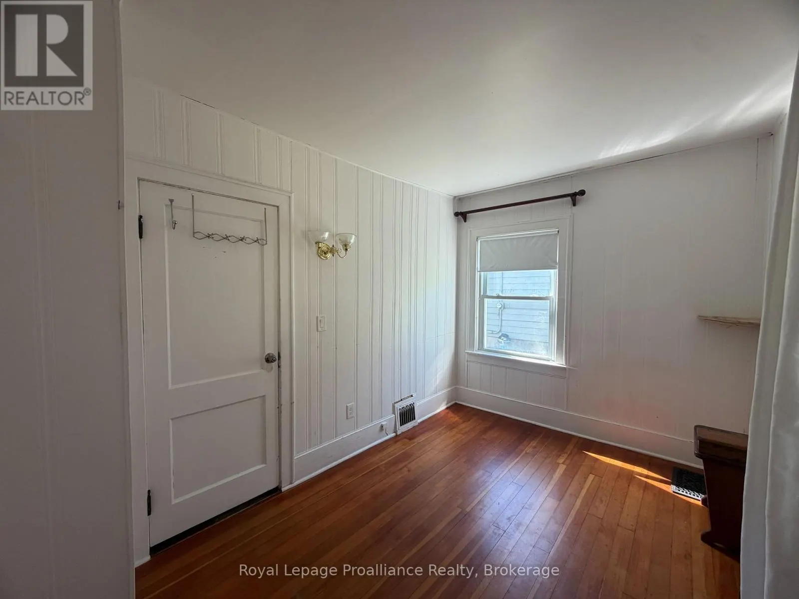 22 PARKER STREET