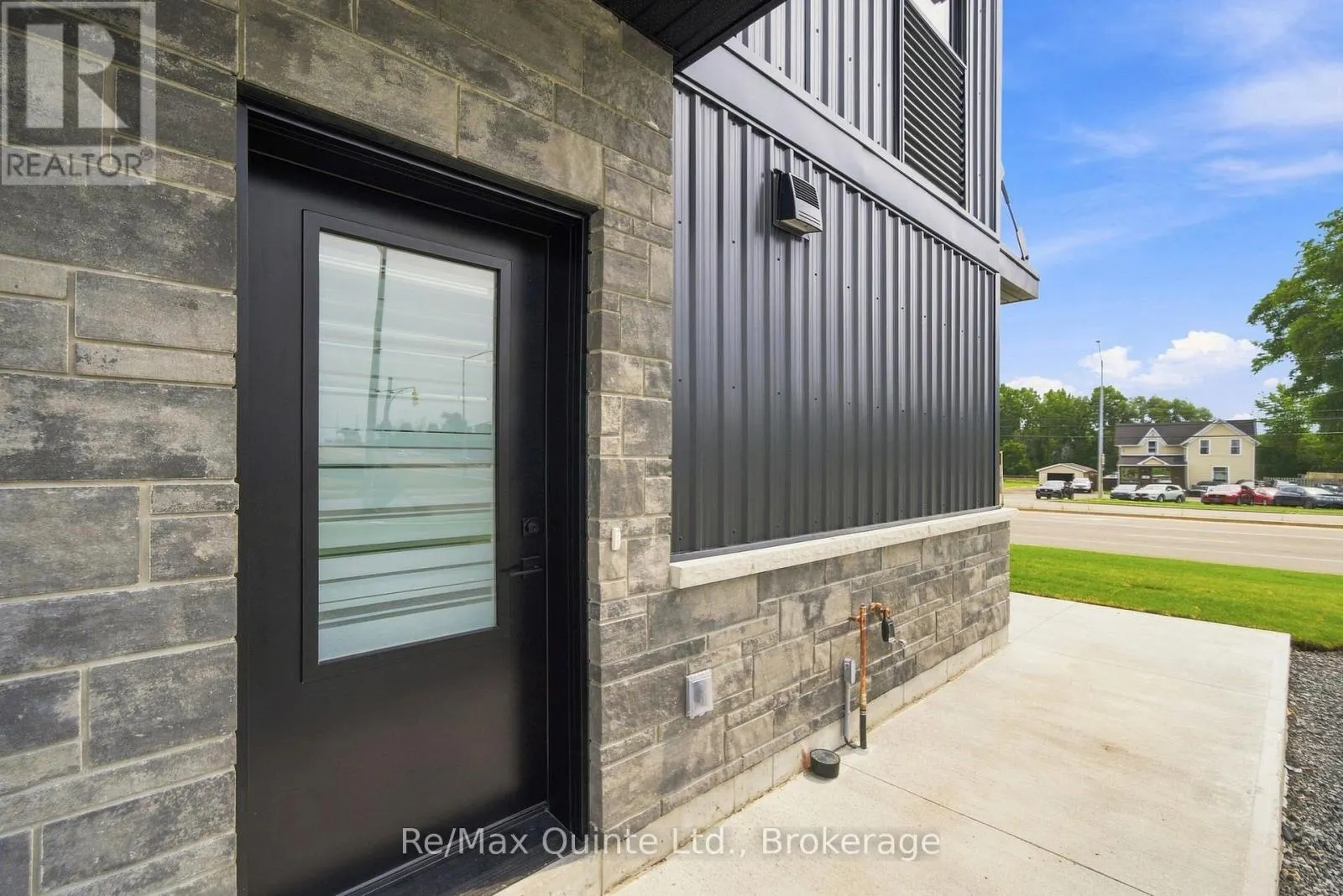 A - 5 SIENNA AVENUE #A