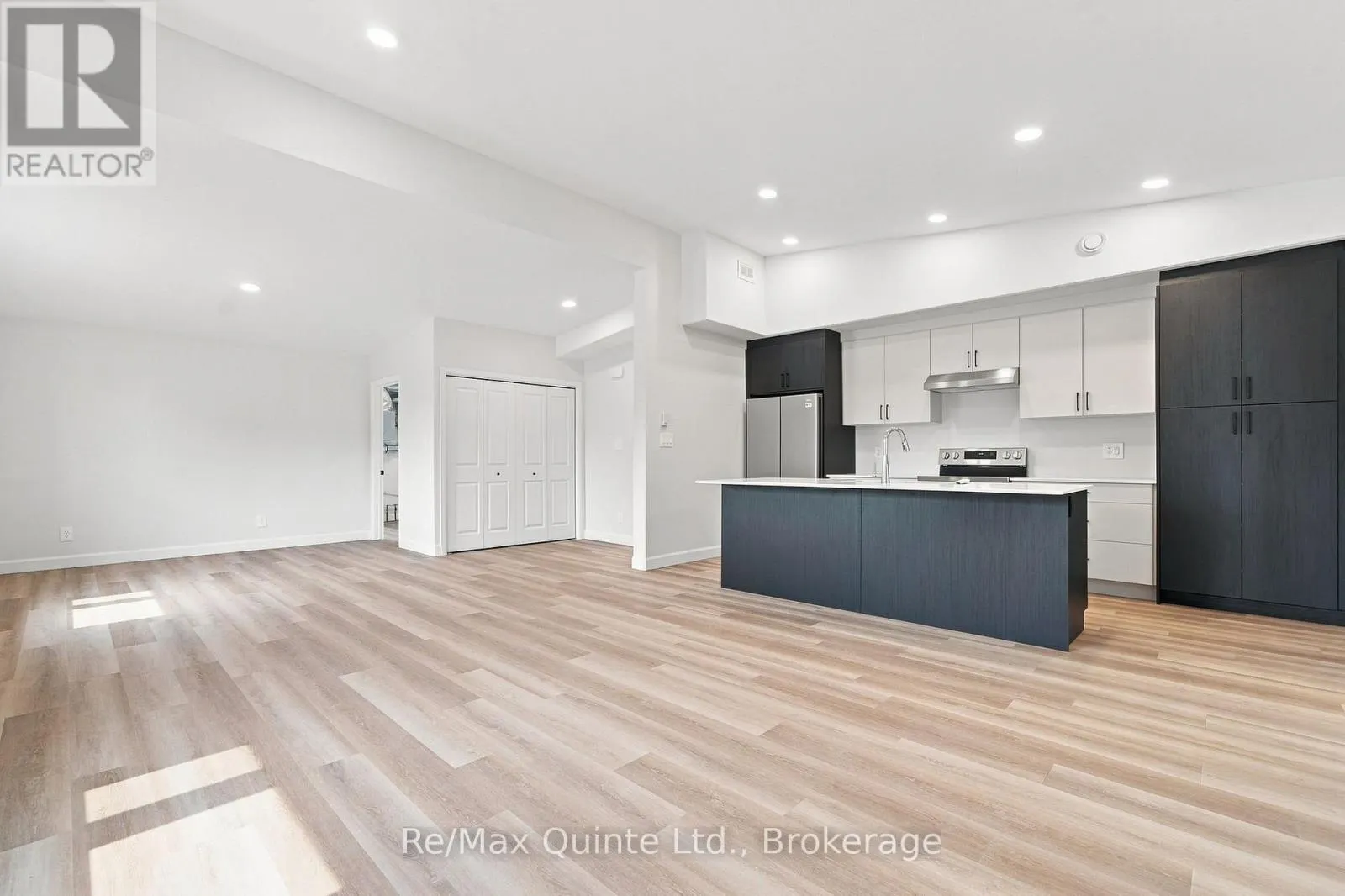 A - 5 SIENNA AVENUE #A
