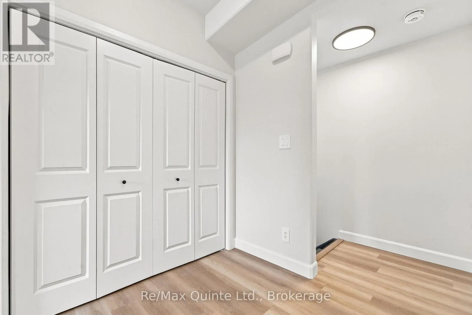 A - 5 SIENNA AVENUE #A