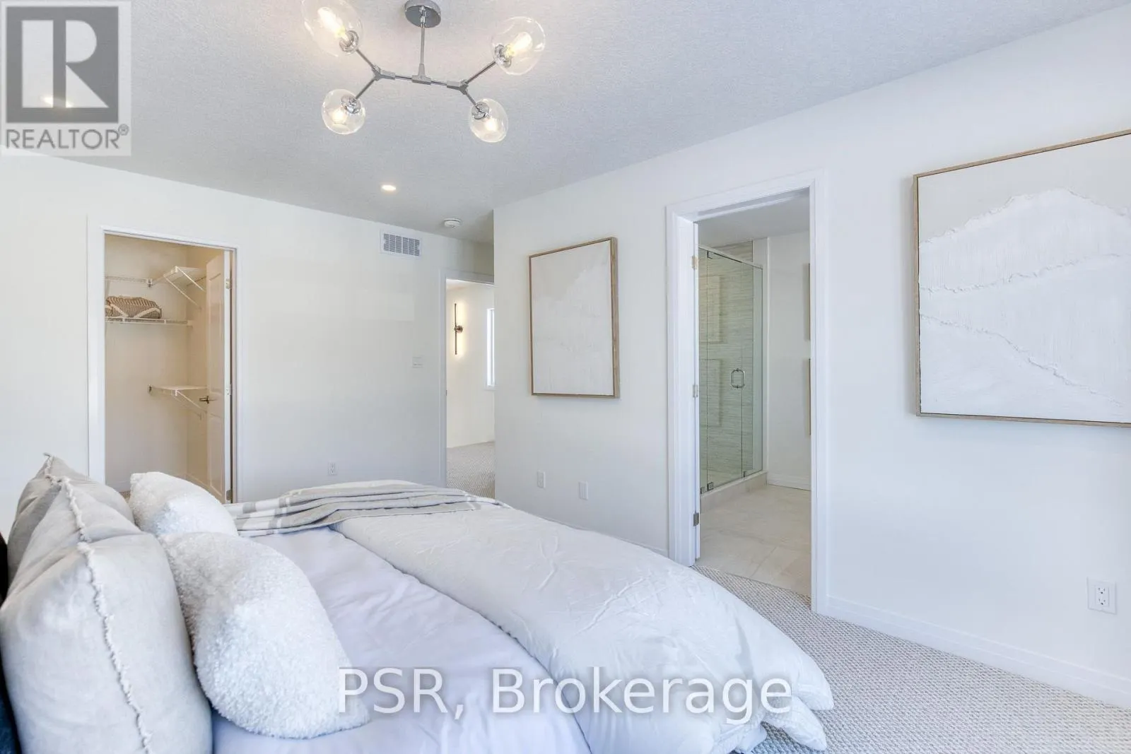 406 GREEN GATE BOULEVARD
