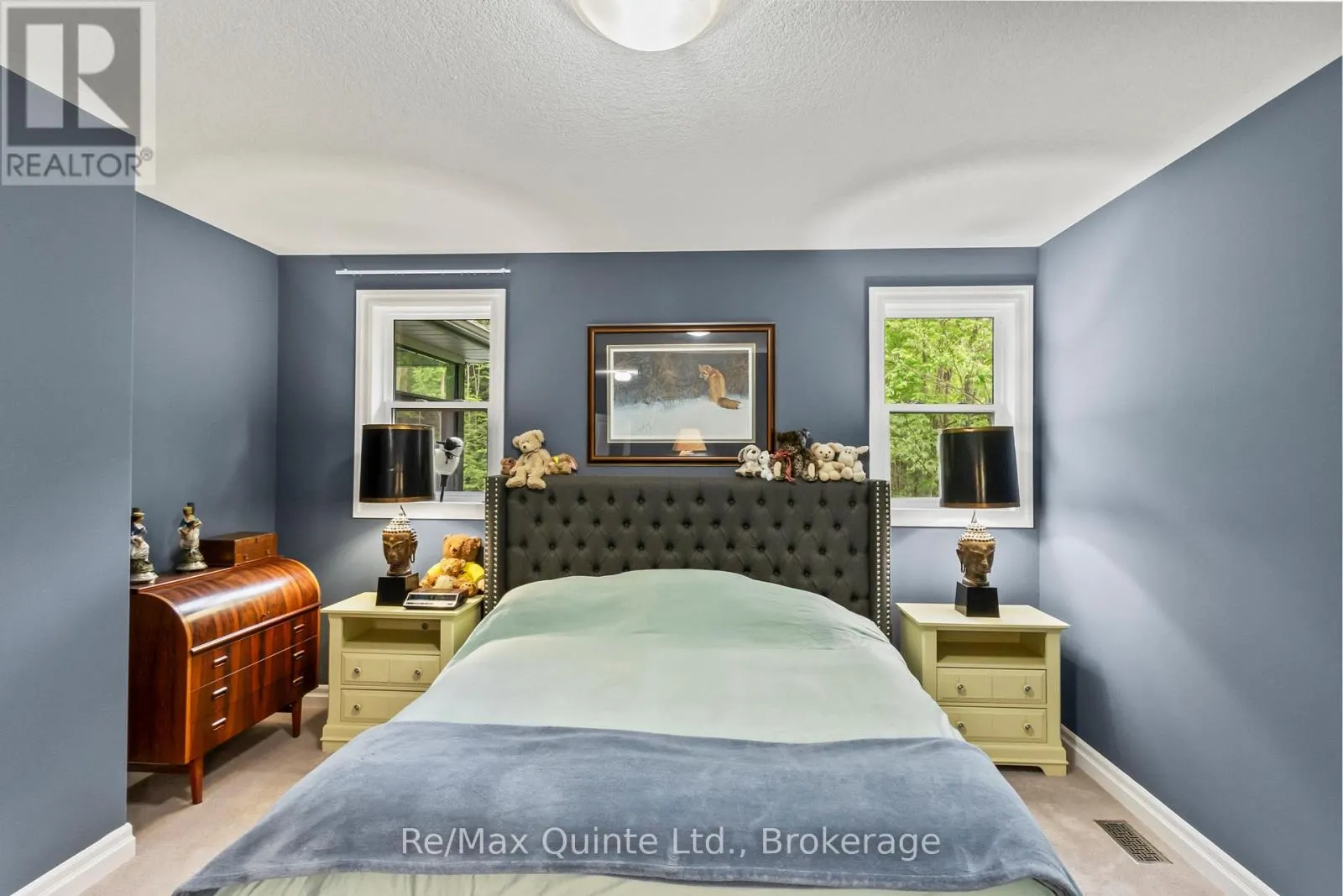 25 POWERLINE ROAD