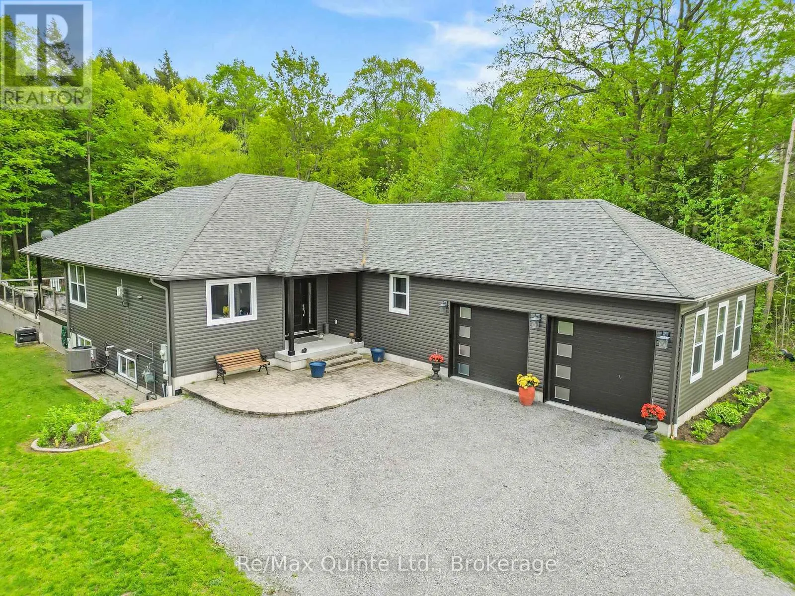 25 POWERLINE ROAD