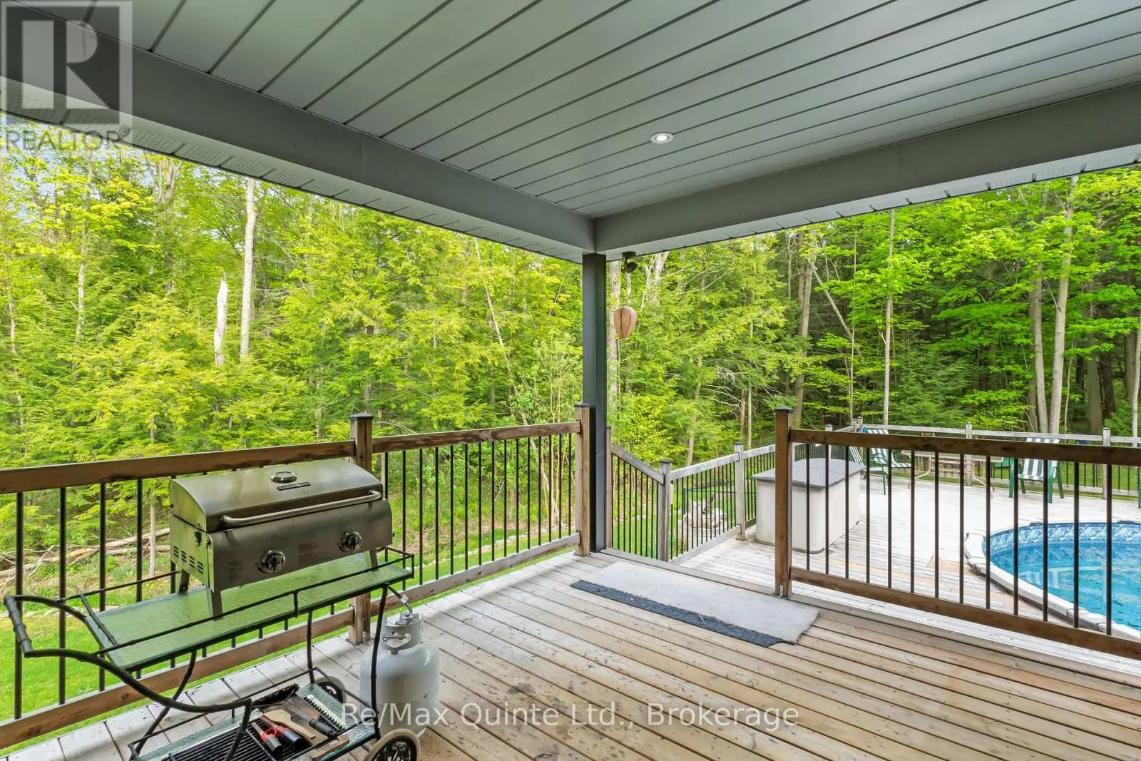 25 POWERLINE ROAD