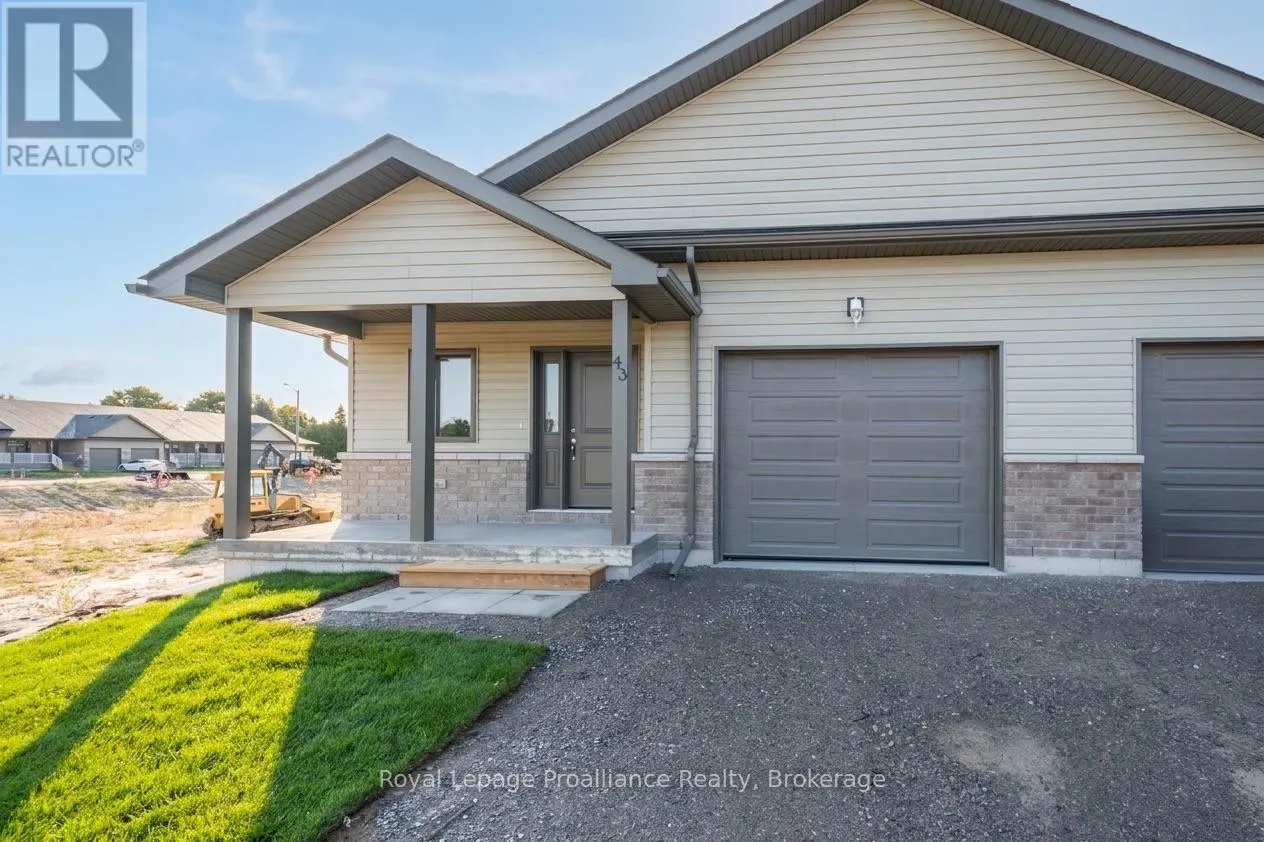 50 MACKENZIE JOHN CRESCENT