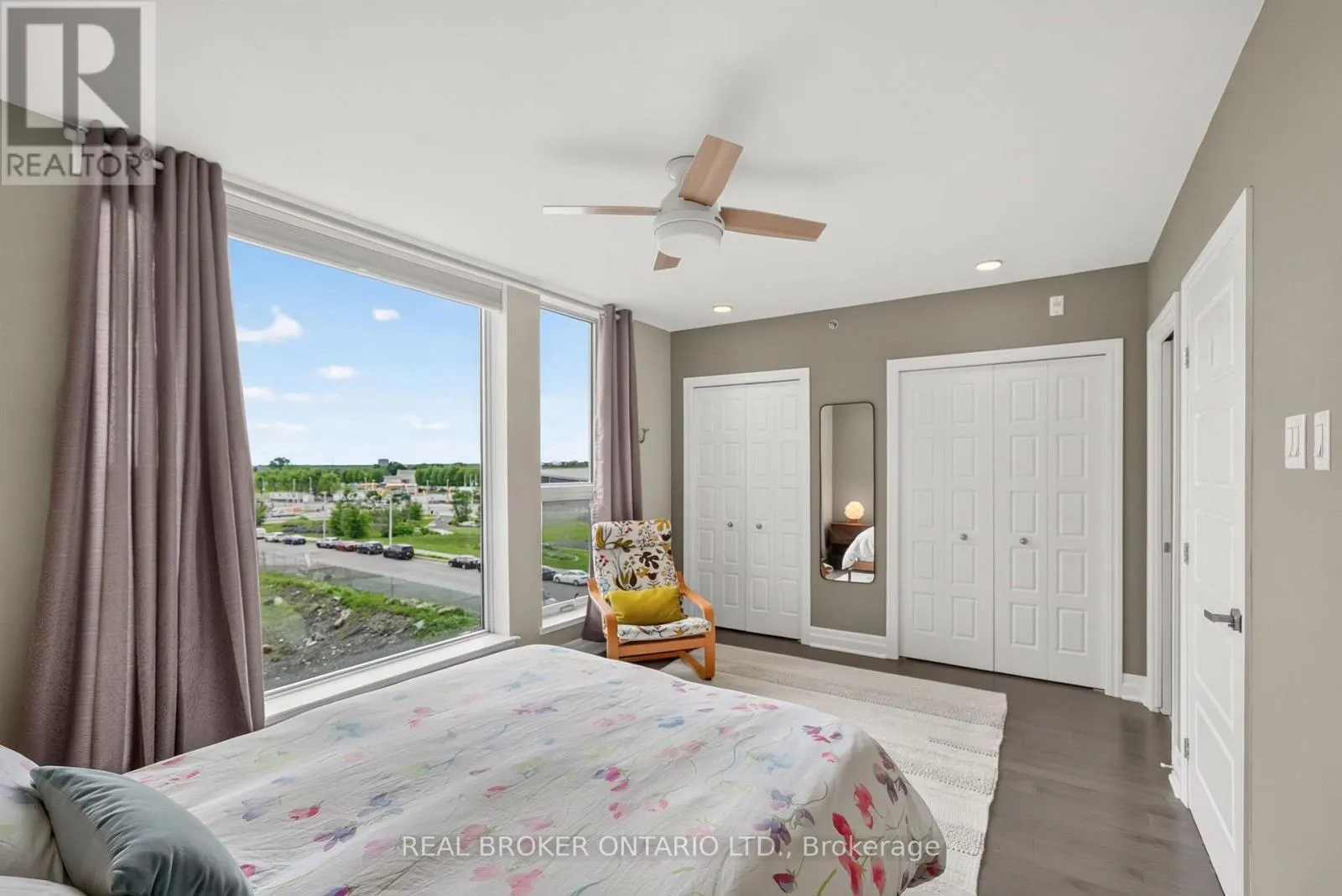 317 - 300 B LETT STREET