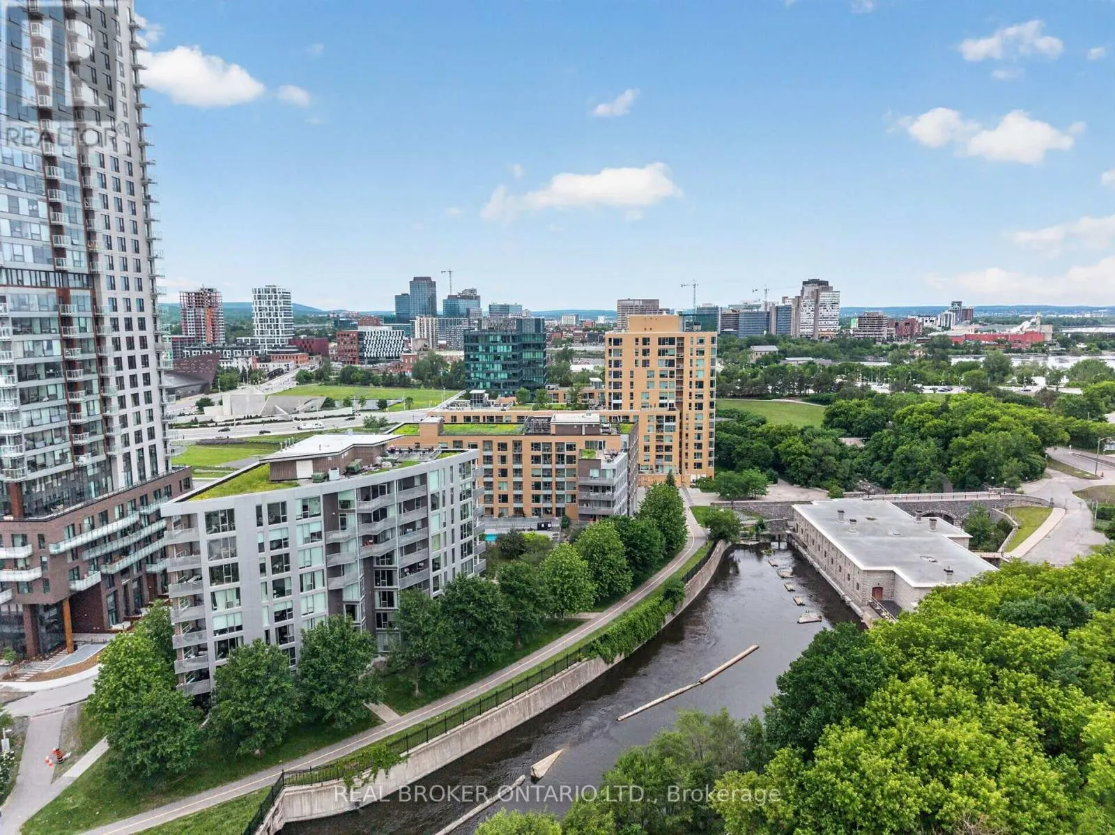 317 - 300 B LETT STREET