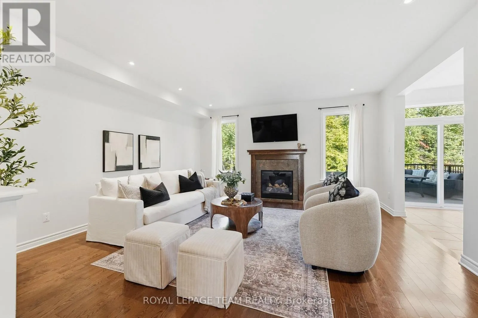 708 EAGLE CREST HEIGHTS