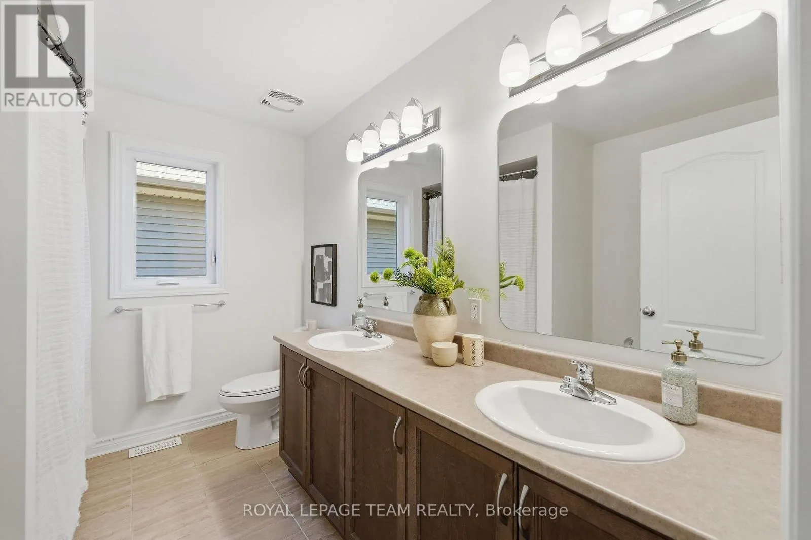 708 EAGLE CREST HEIGHTS