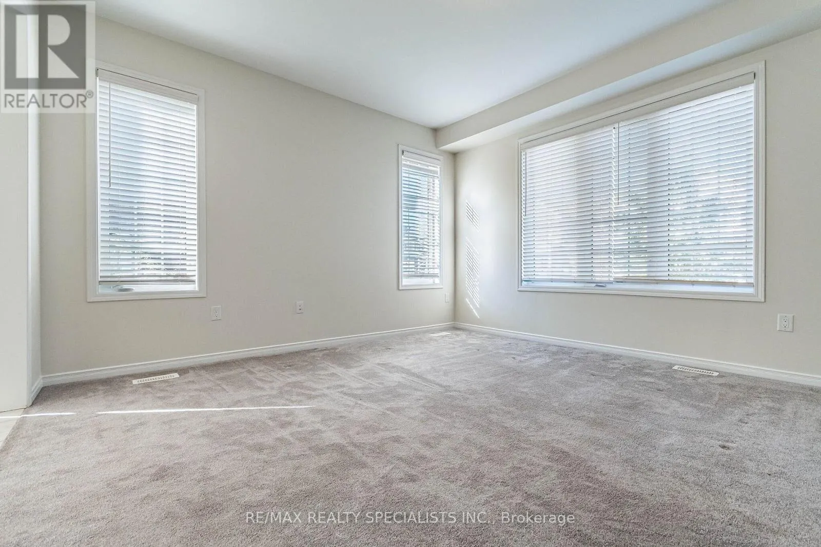 25 CLOY DRIVE